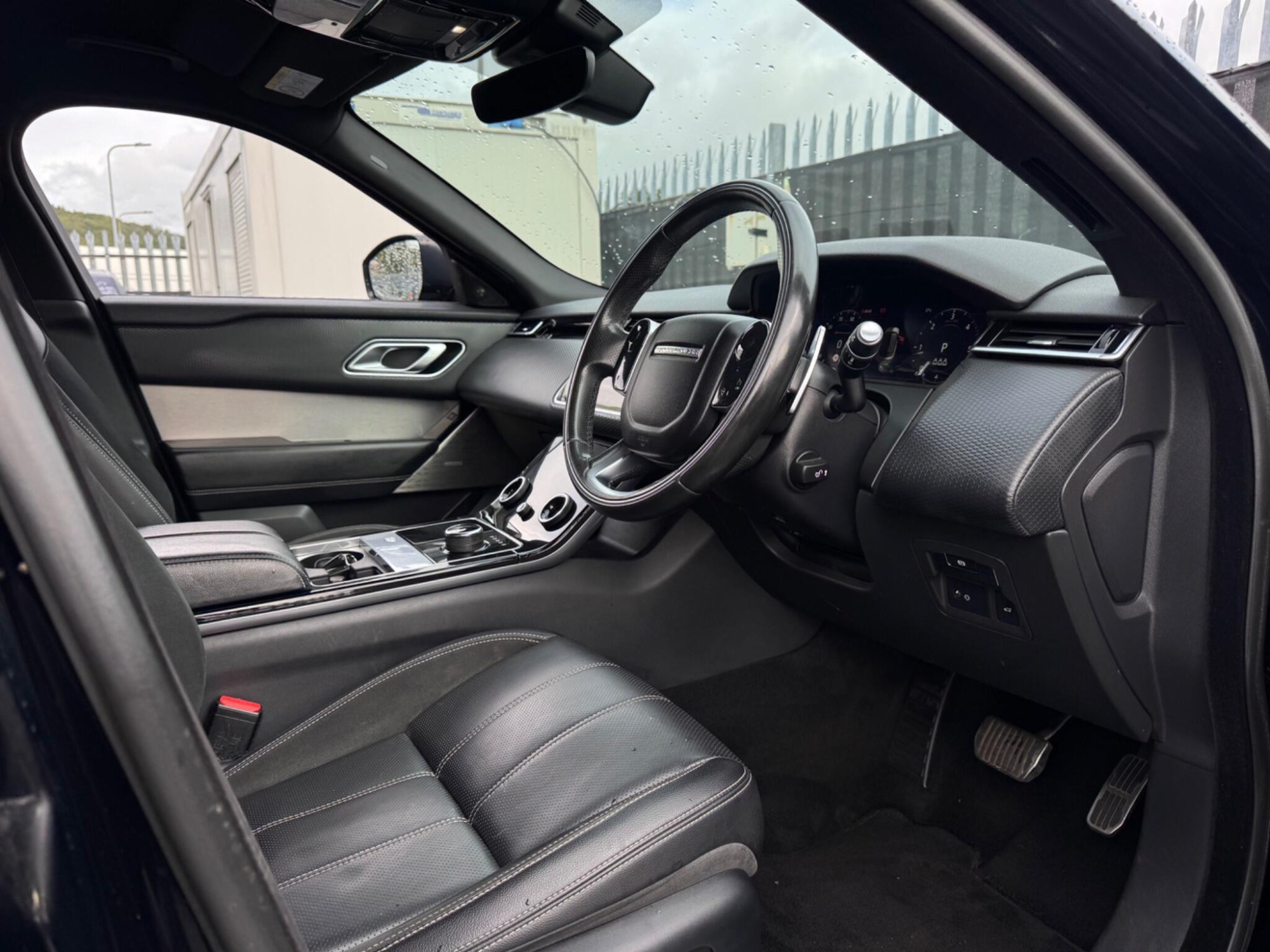 2019 Land Rover Range Rover Velar image 16