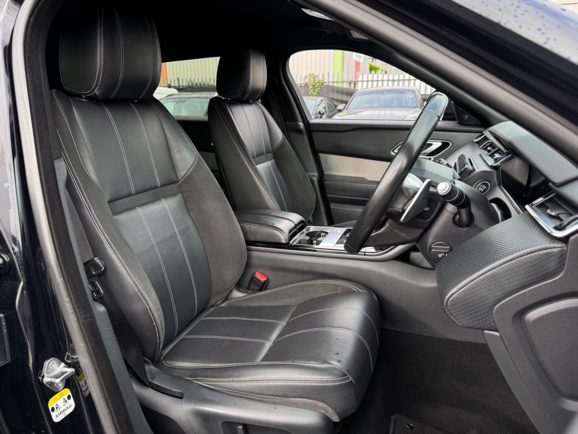 2019 Land Rover Range Rover Velar image 14