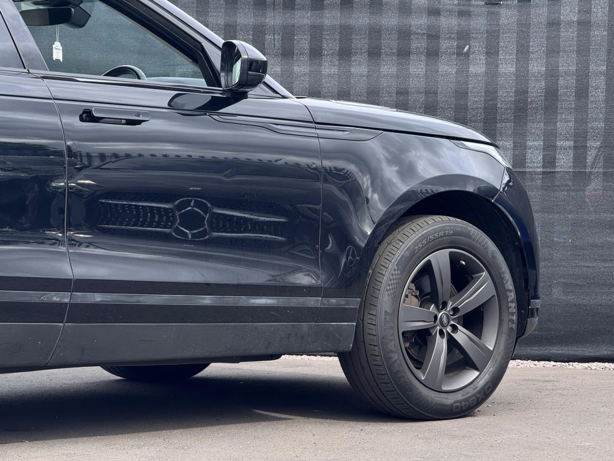 2018 Land Rover Range Rover Velar image 10