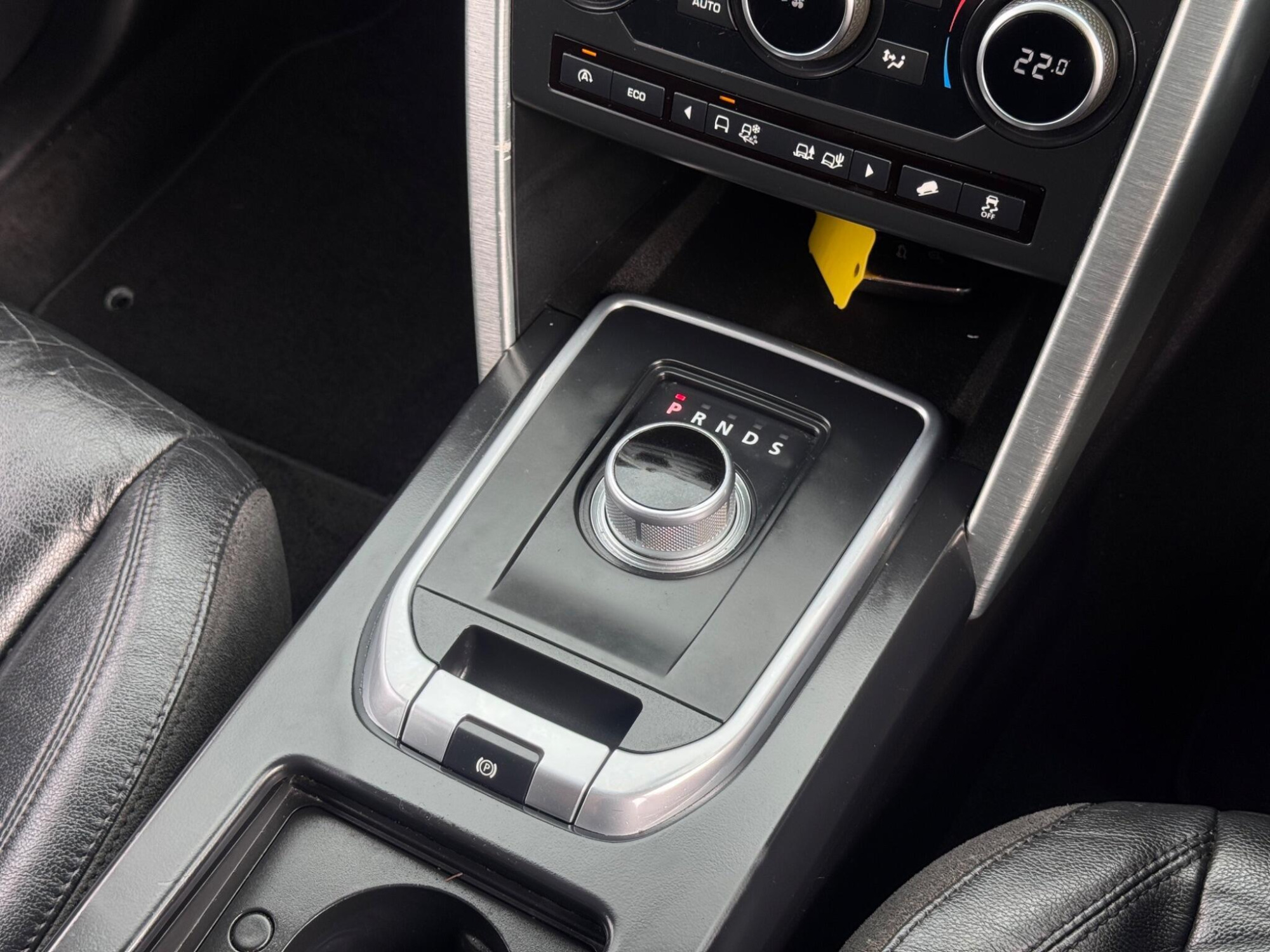 2016 Land Rover Discovery Sport image 20