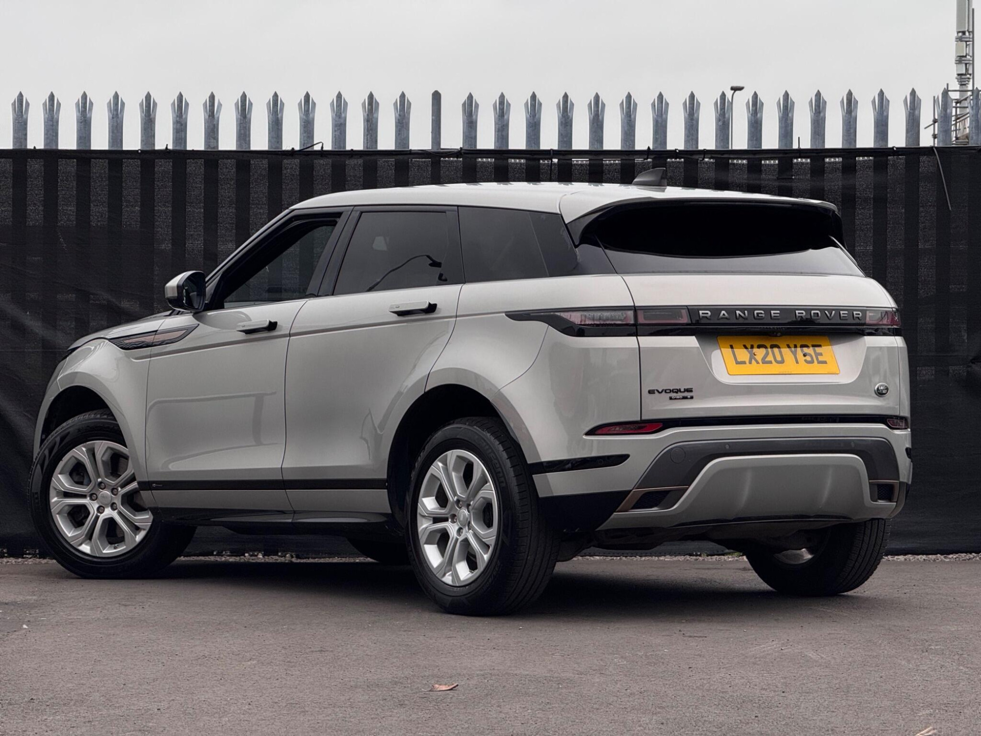 2020 Land Rover Range Rover Evoque image 2