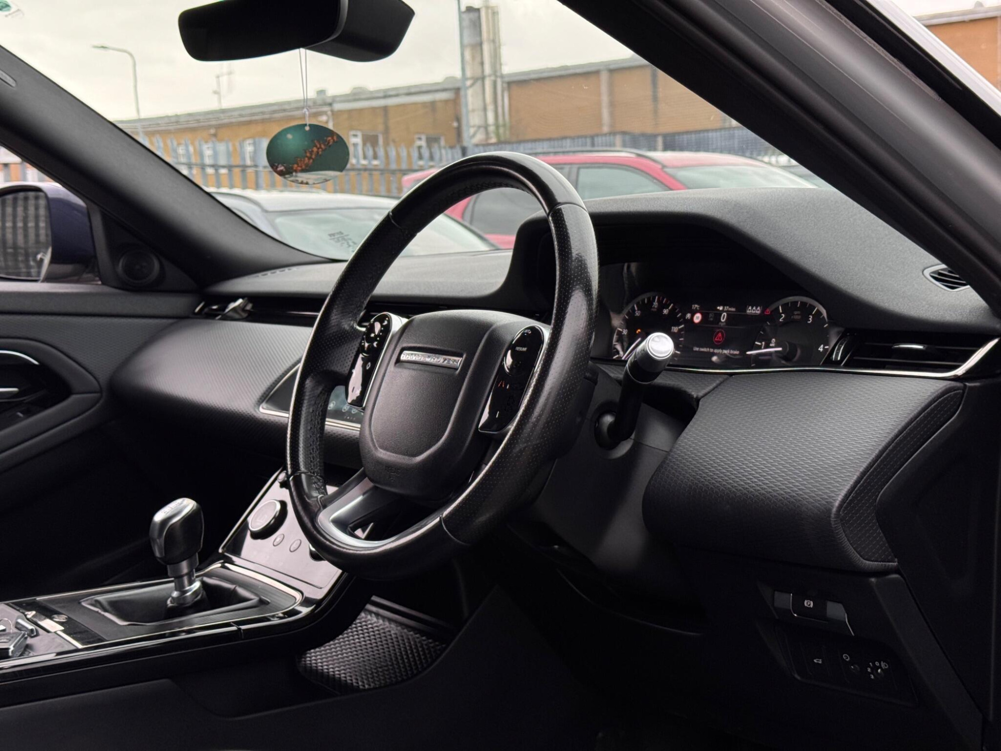 2020 Land Rover Range Rover Evoque image 3