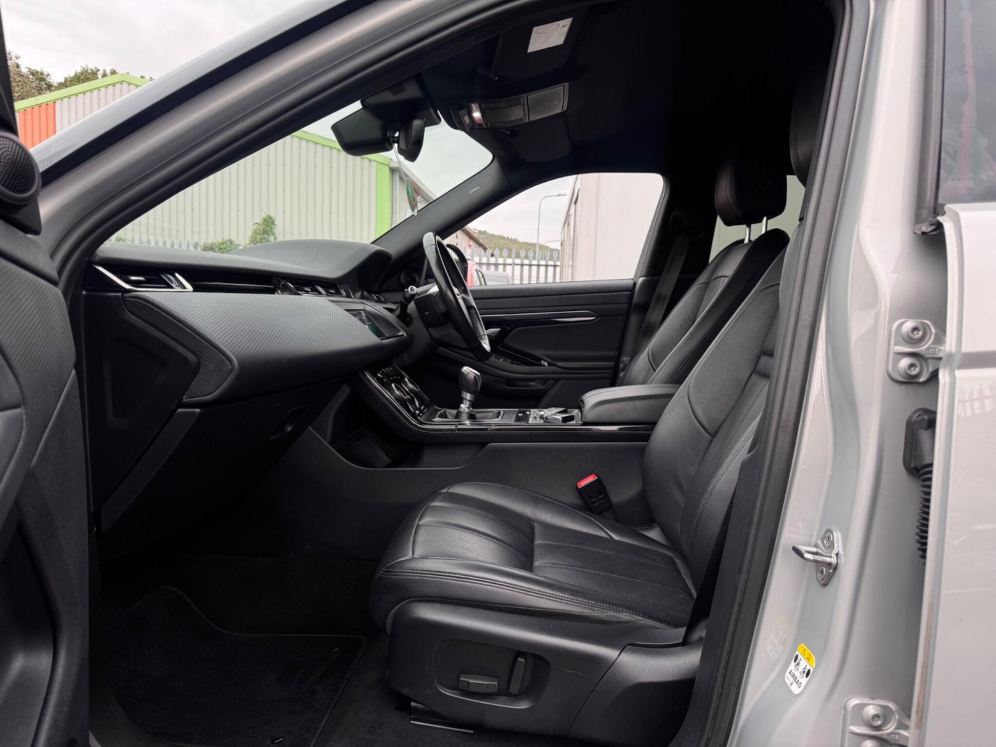 2020 Land Rover Range Rover Evoque image 25