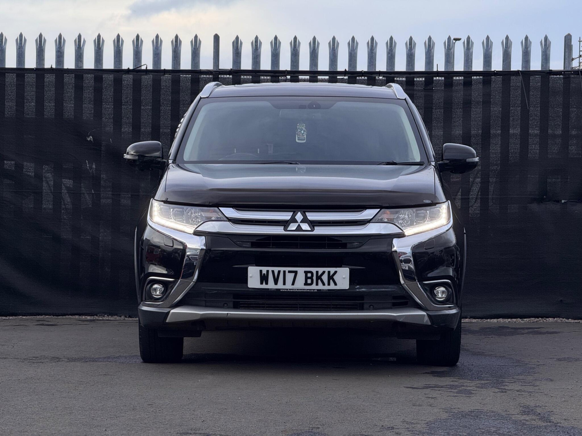 2017 Mitsubishi Outlander image 4
