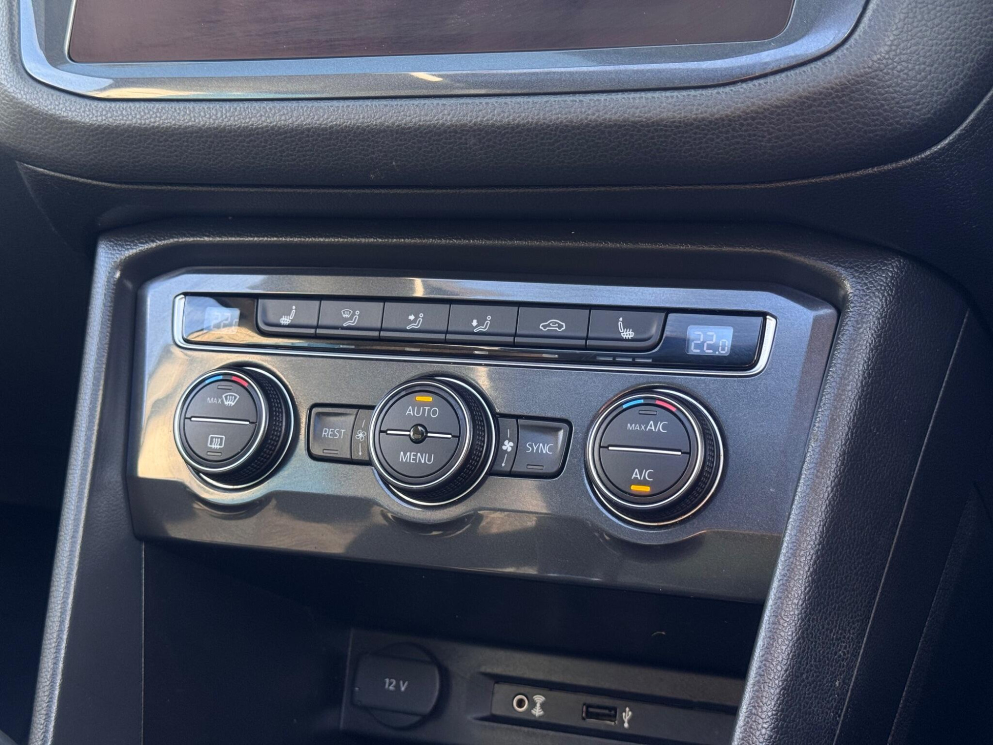 2017 Volkswagen Tiguan image 26