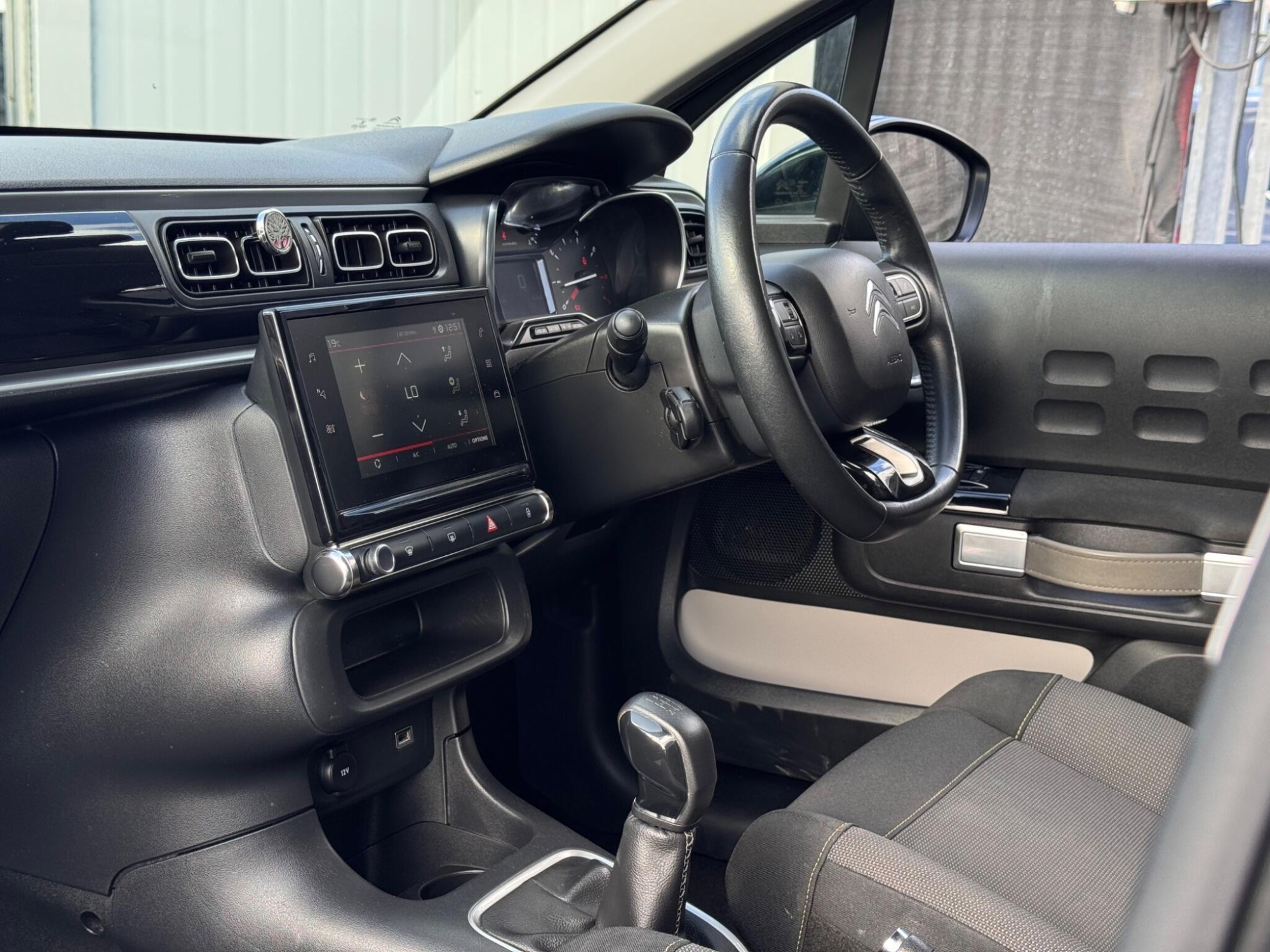2019 Citroen C3 image 13