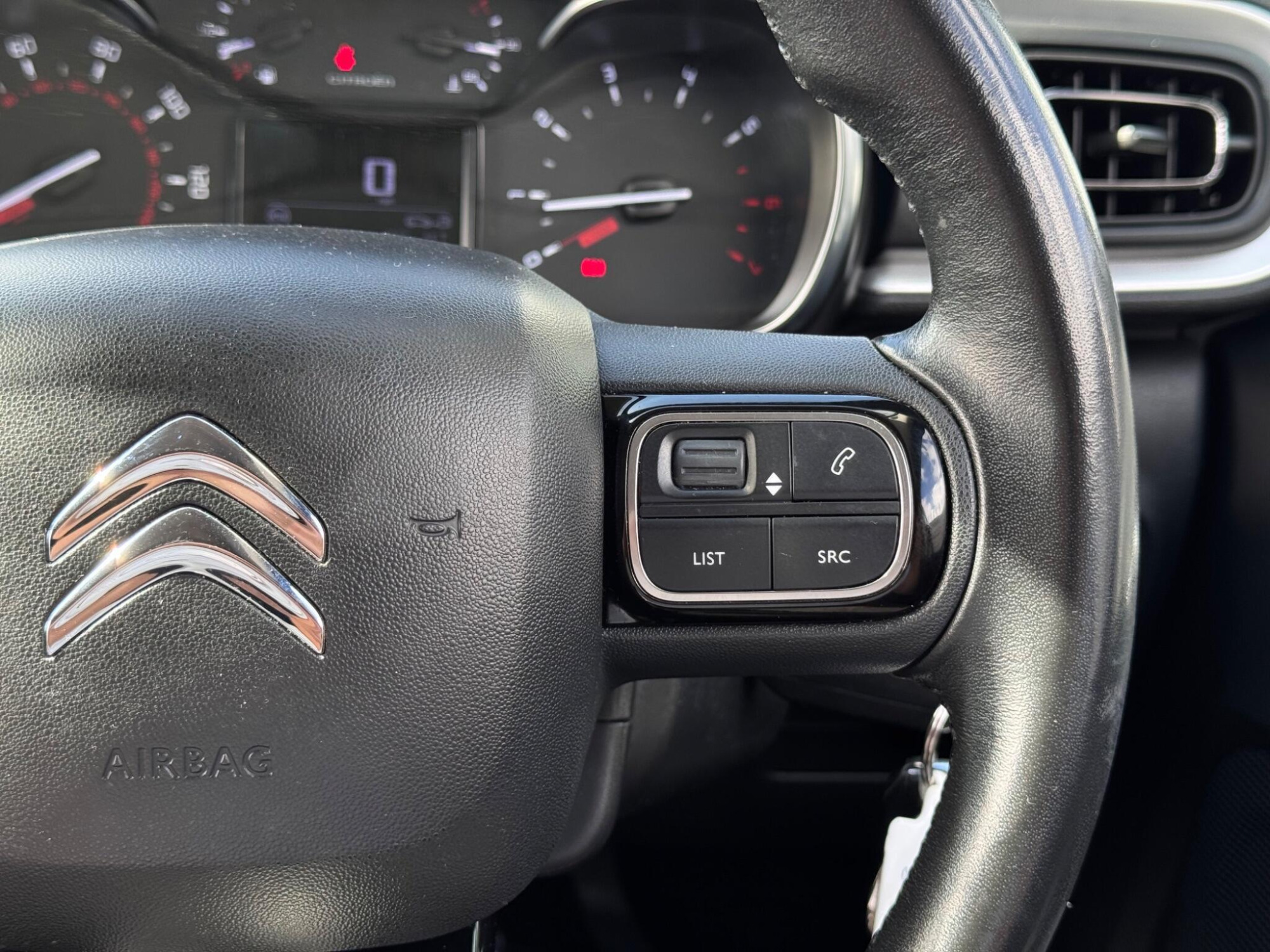 2019 Citroen C3 image 21
