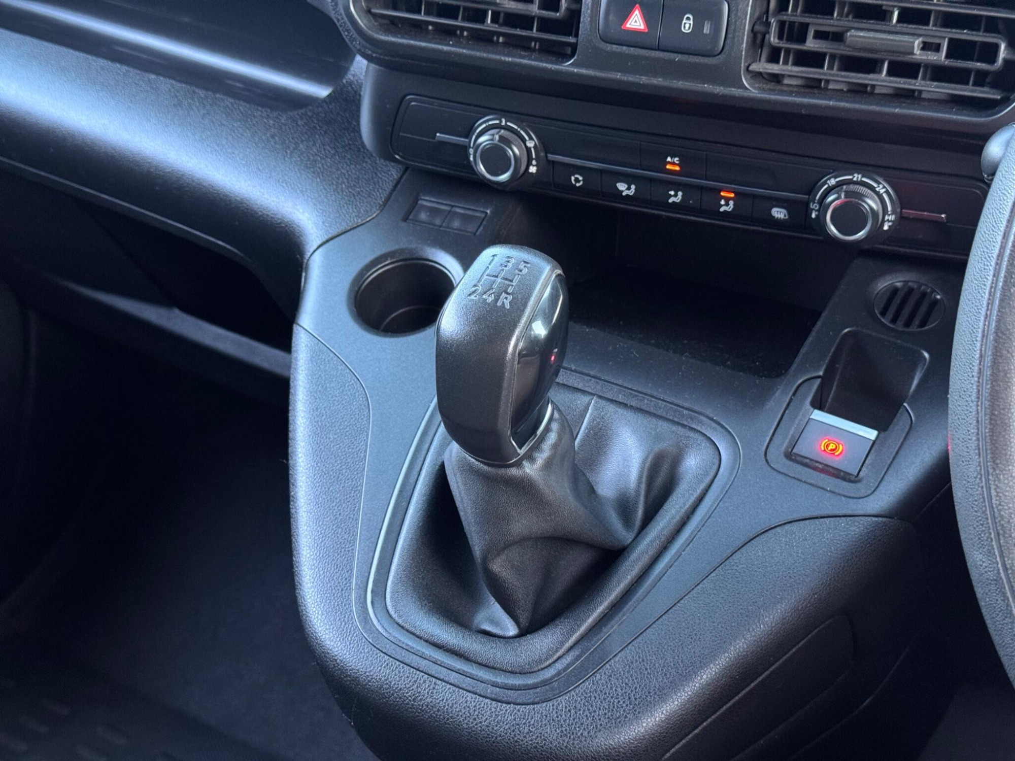 2020 Citroen Berlingo image 20
