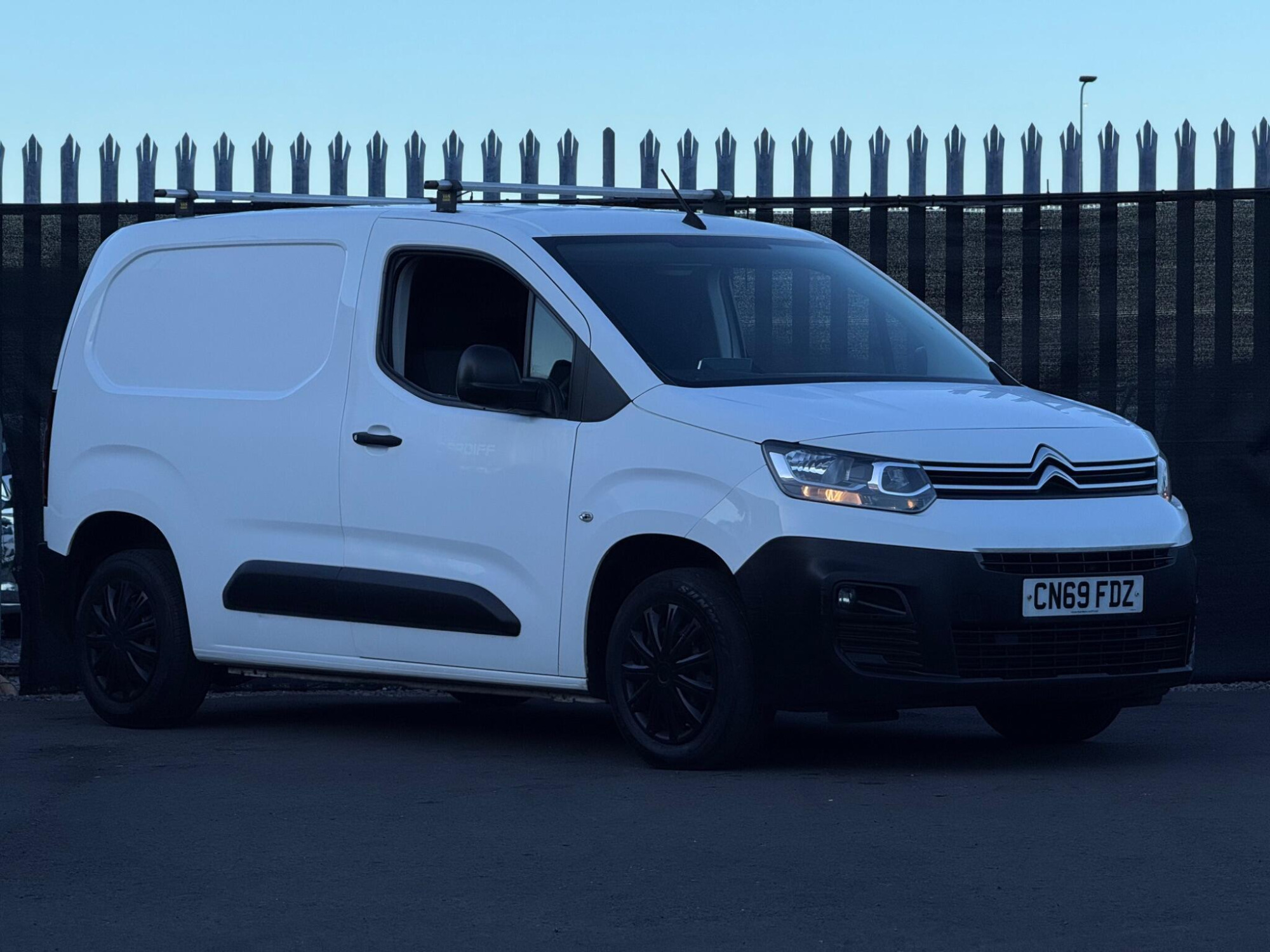 2020 Citroen Berlingo image 1