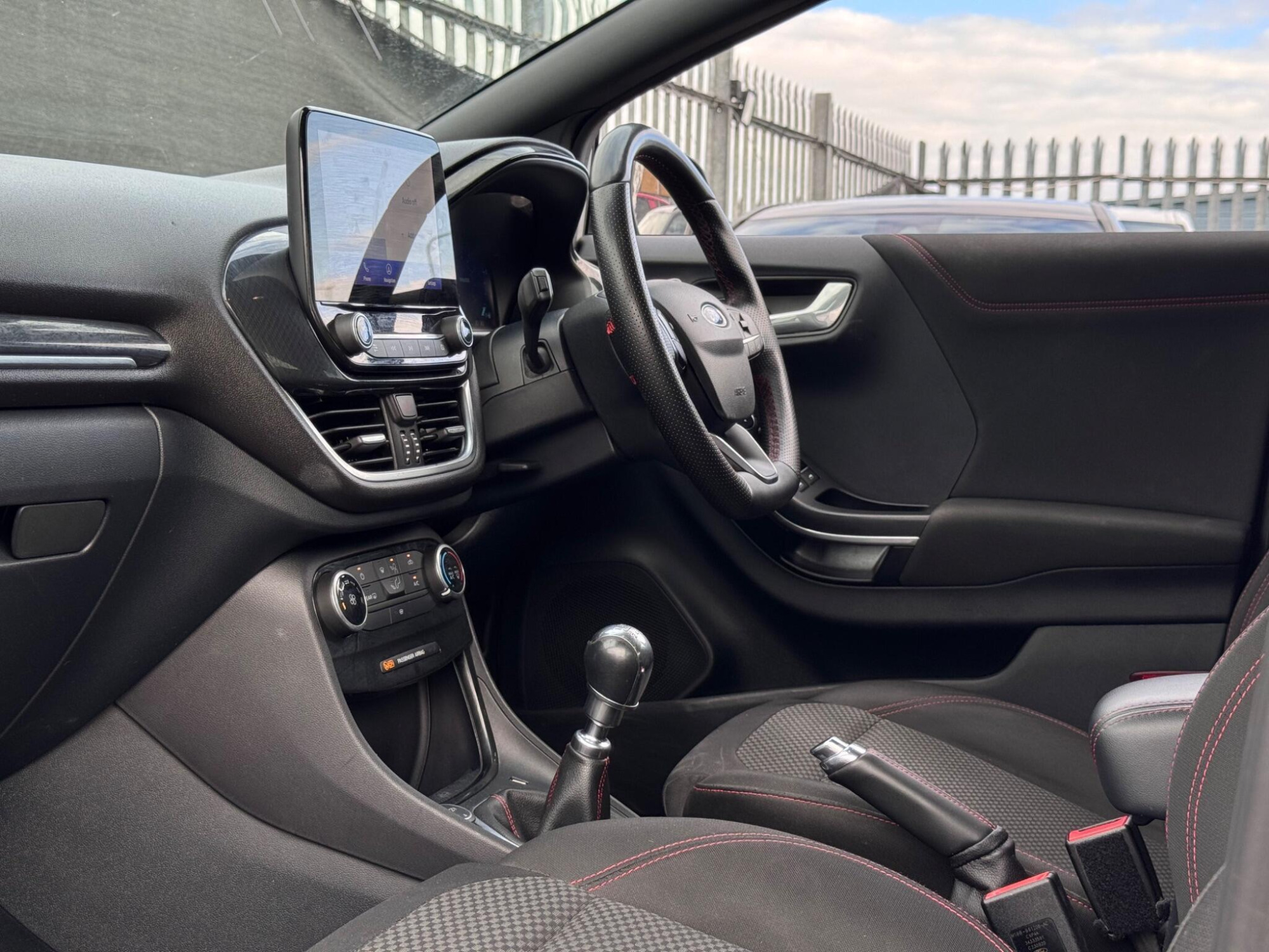 2020 Ford Puma image 25