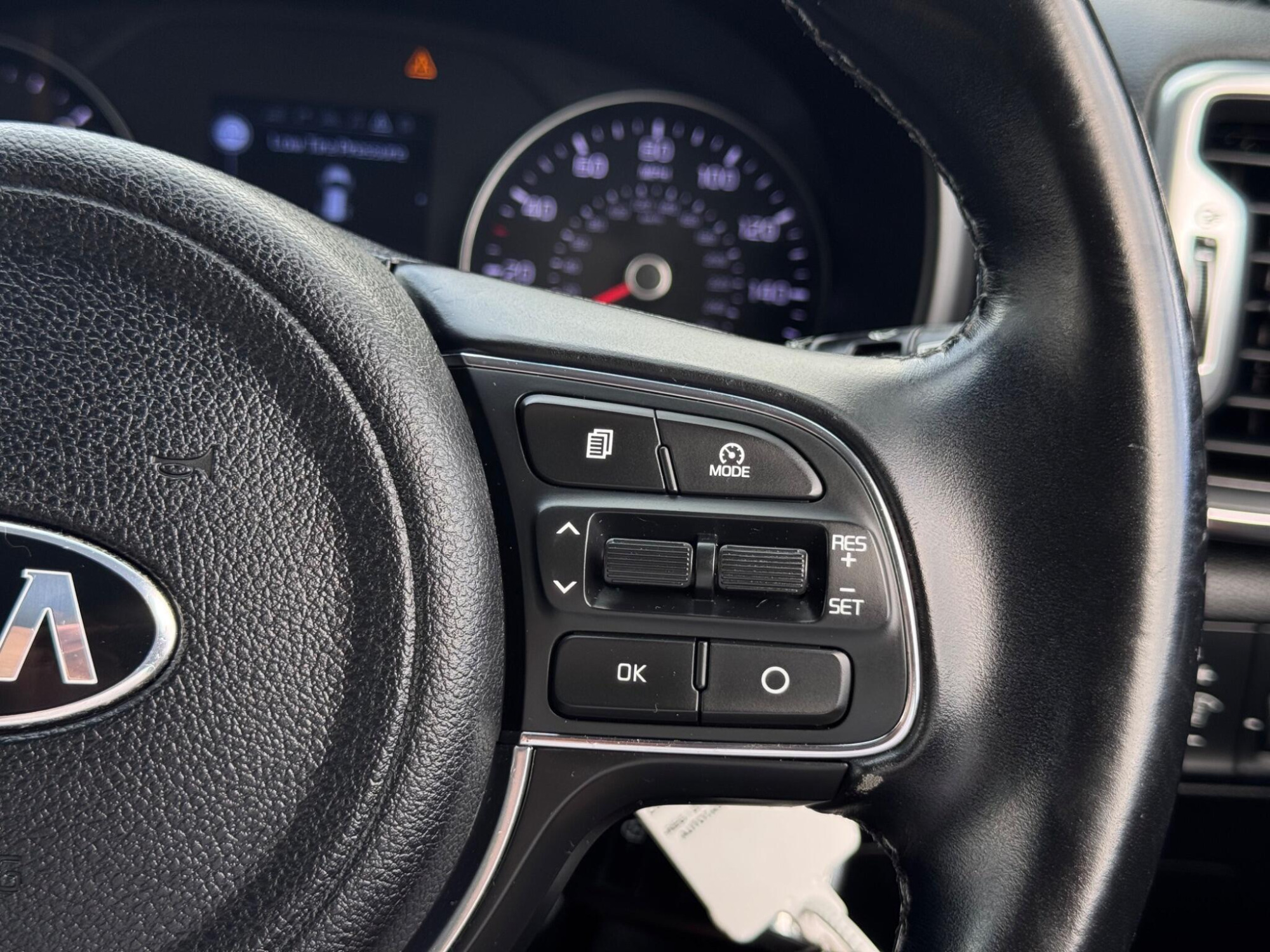 2016 Kia Sportage image 13