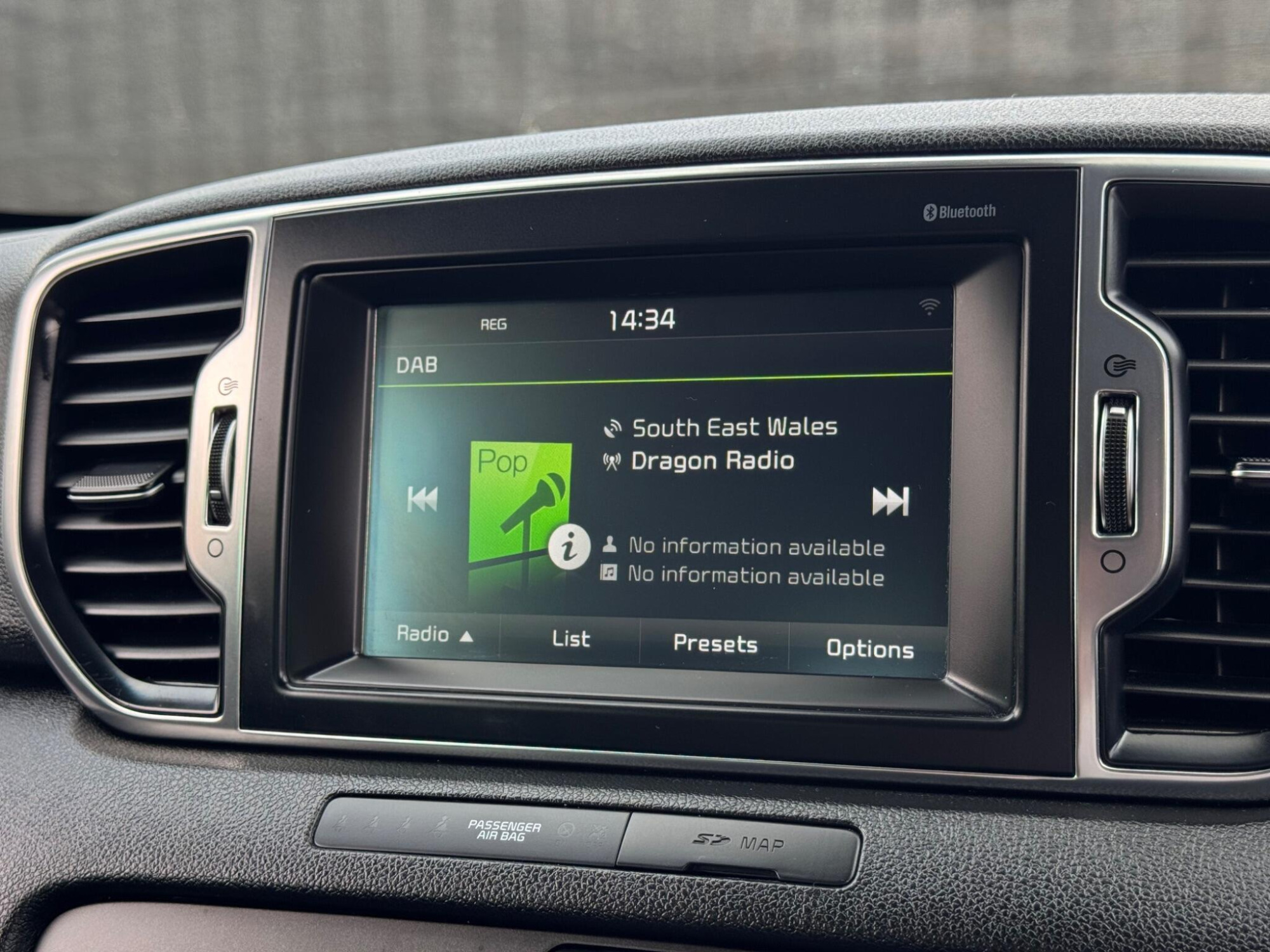 2016 Kia Sportage image 28