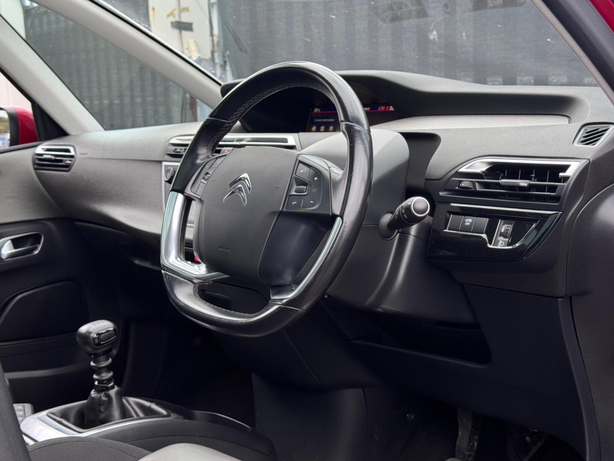 2019 Citroen Grand C4 SpaceTourer image 3