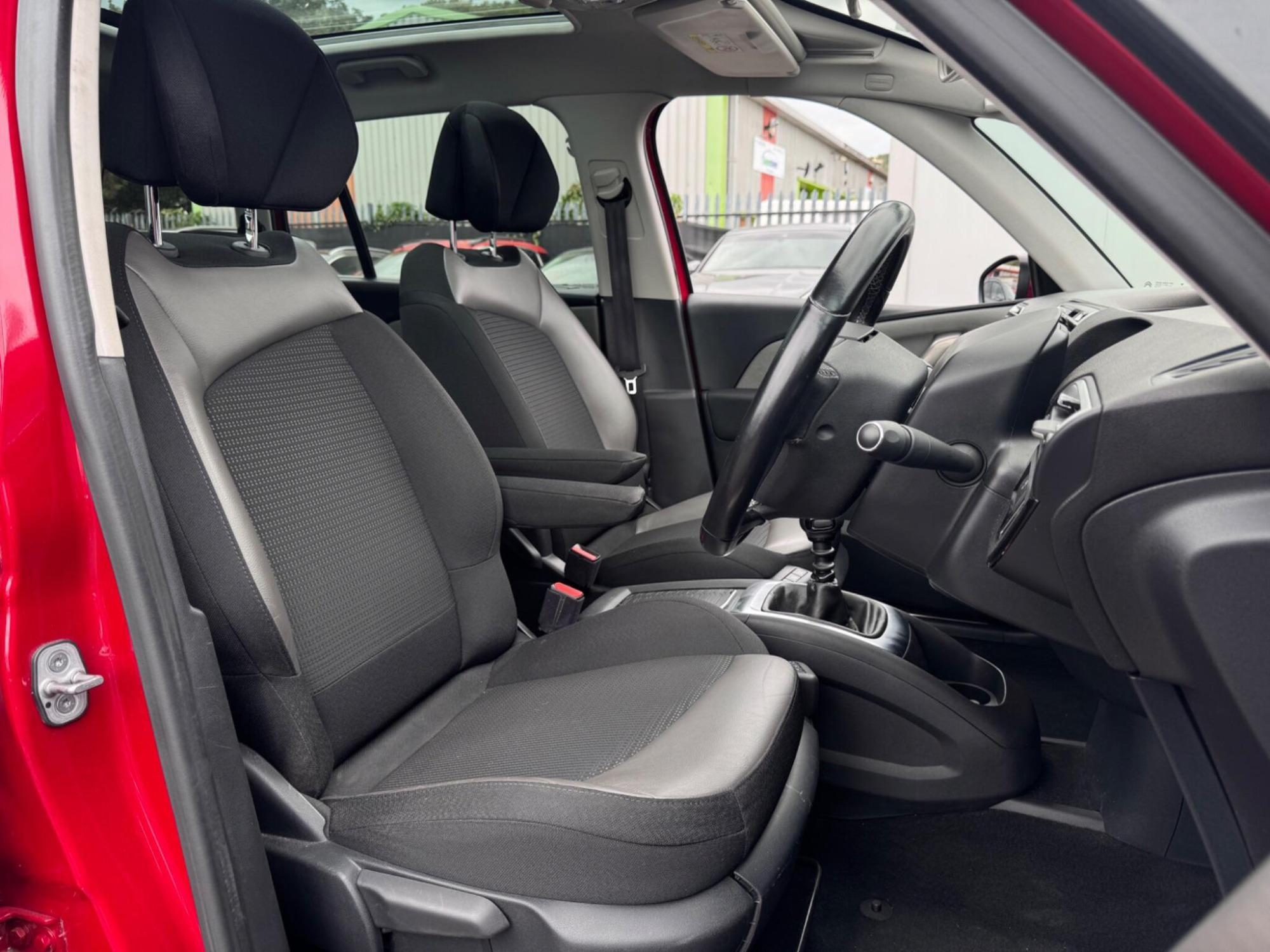 2019 Citroen Grand C4 SpaceTourer image 20