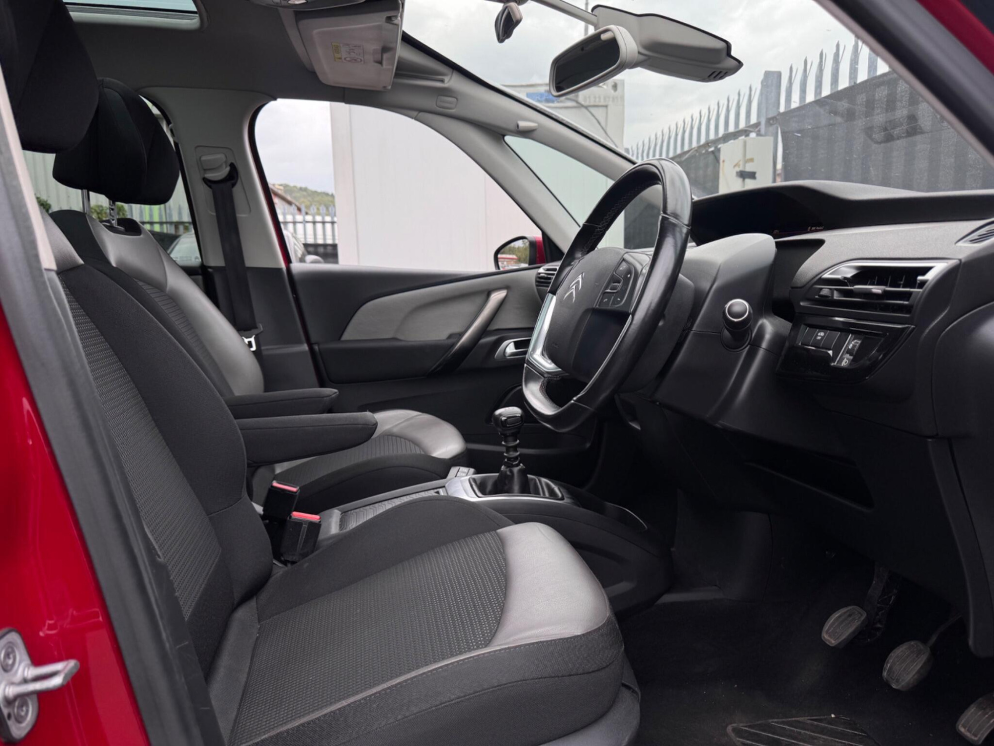 2019 Citroen Grand C4 SpaceTourer image 22