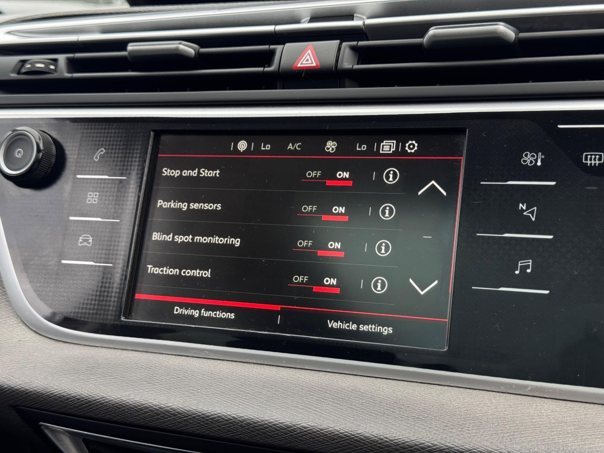2019 Citroen Grand C4 SpaceTourer image 39