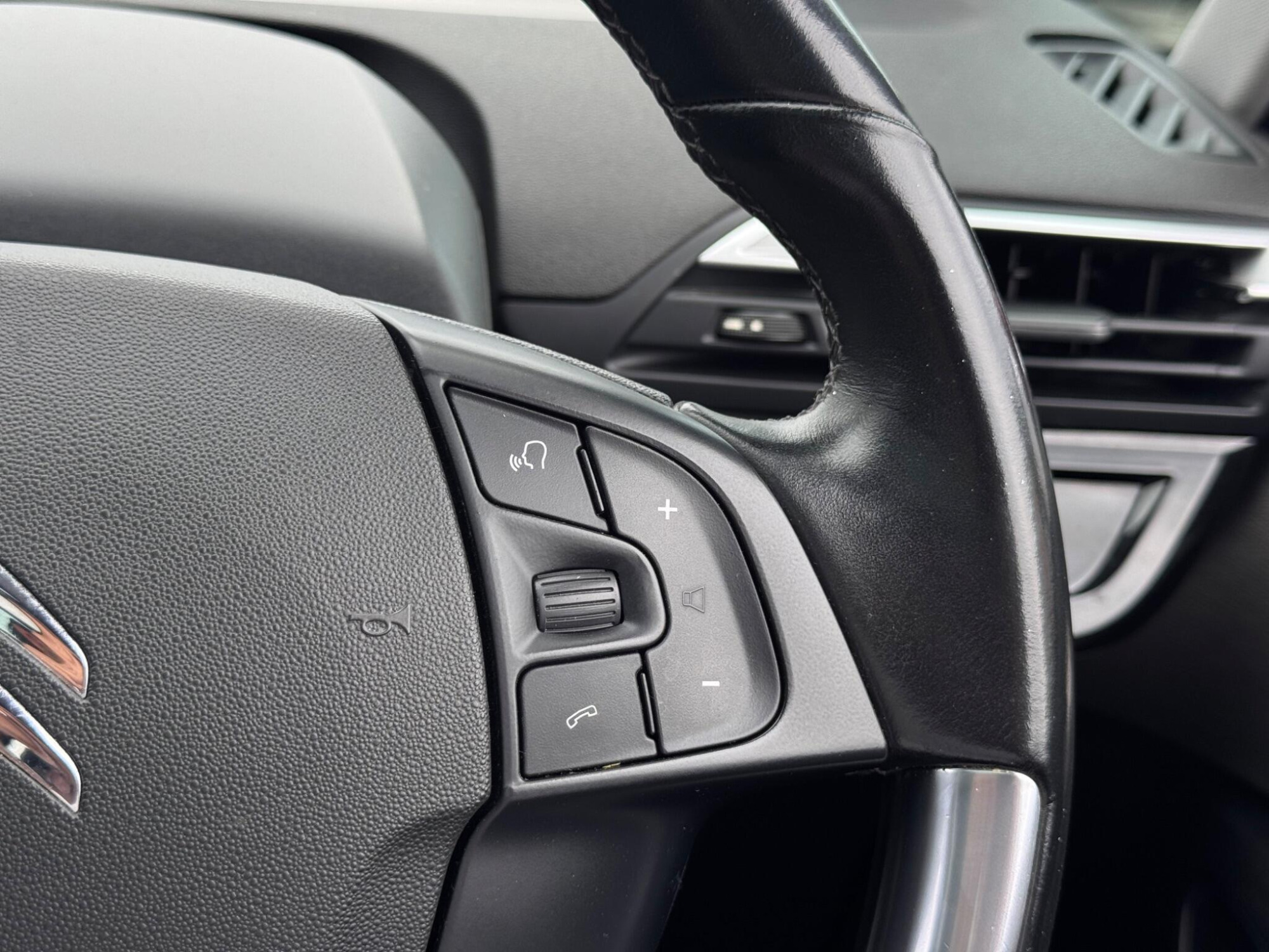2019 Citroen Grand C4 SpaceTourer image 34
