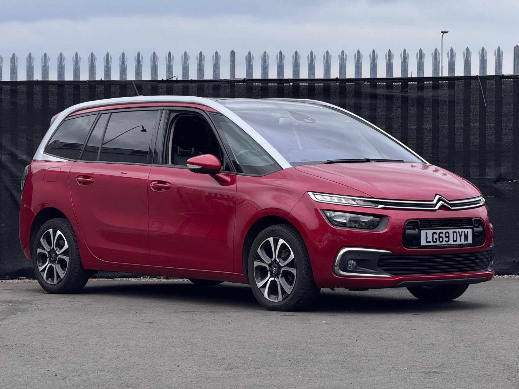 2019 Citroen Grand C4 SpaceTourer image 1