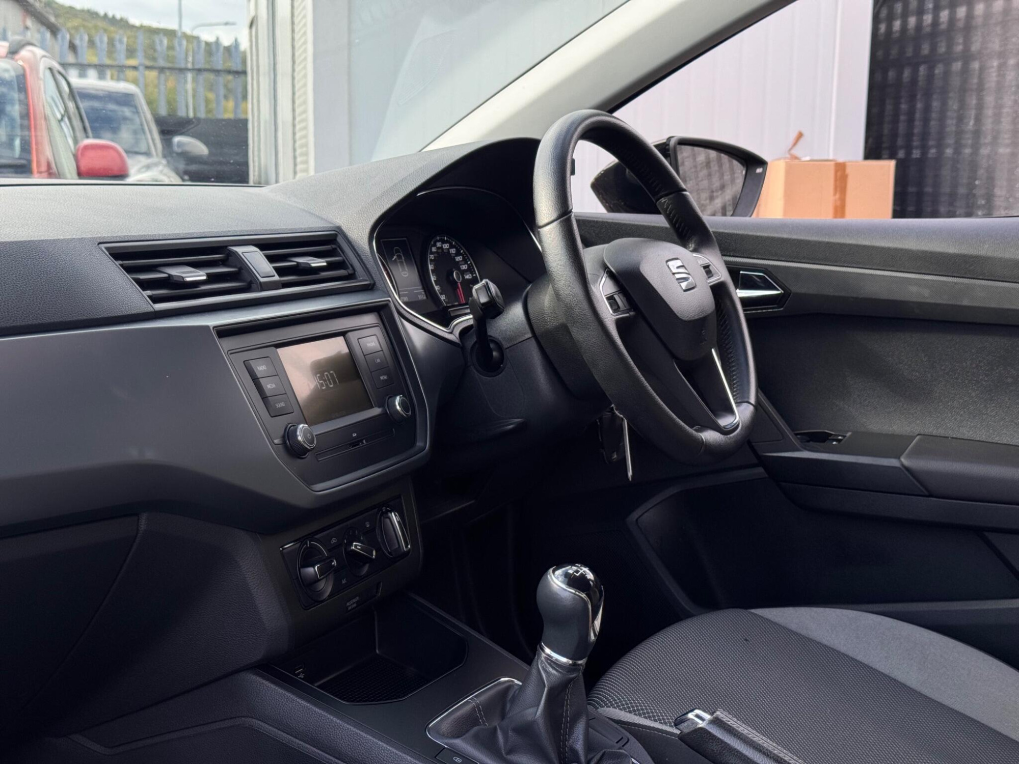 2017 SEAT Ibiza image 20