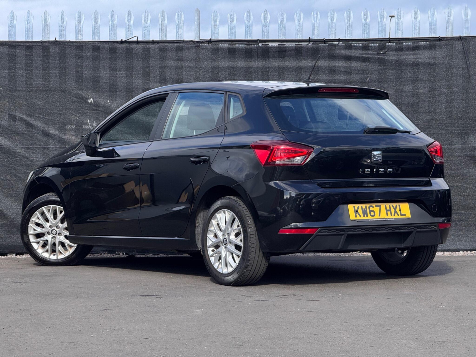 2017 SEAT Ibiza image 2