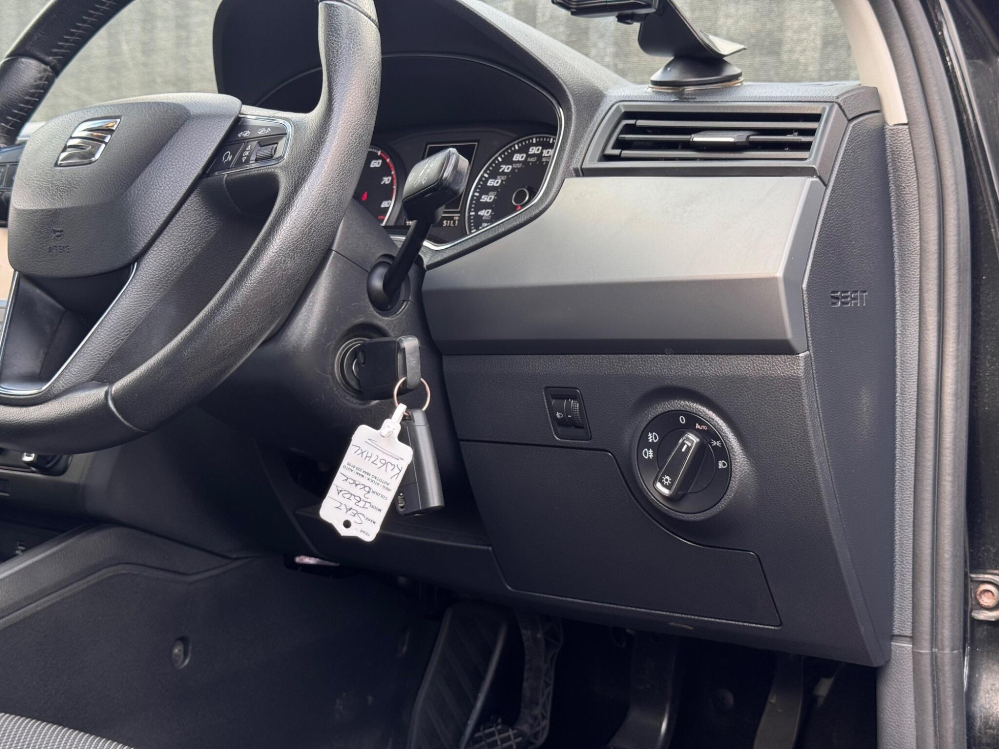 2017 SEAT Ibiza image 12