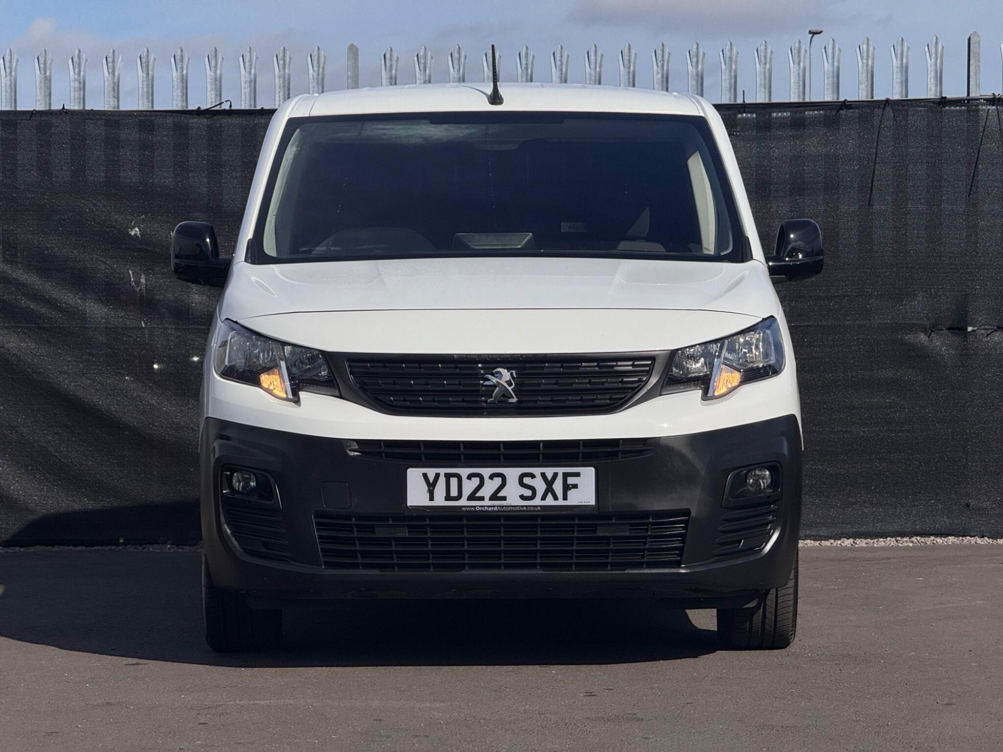 2022 Peugeot Partner image 3