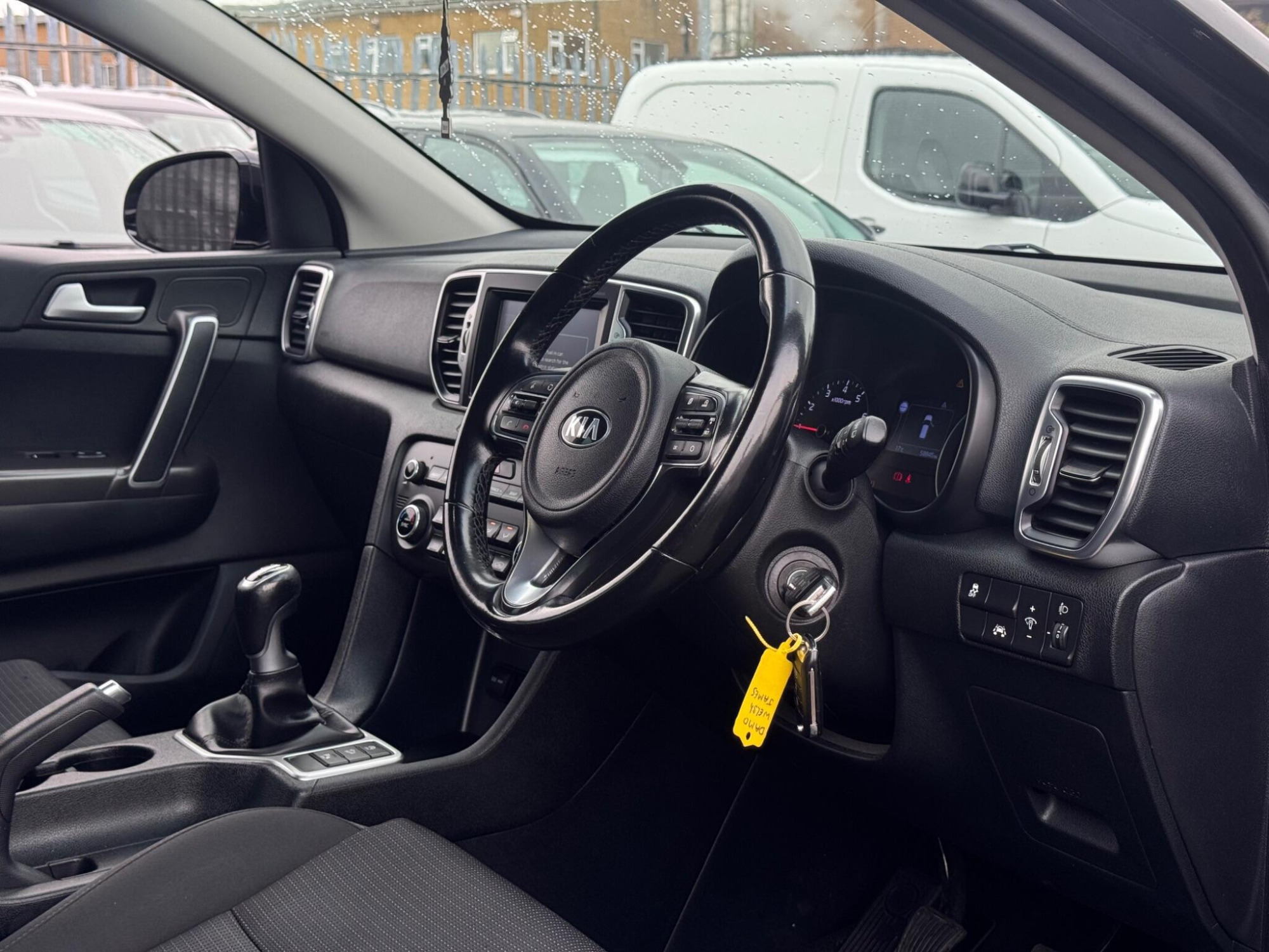 2017 Kia Sportage image 3