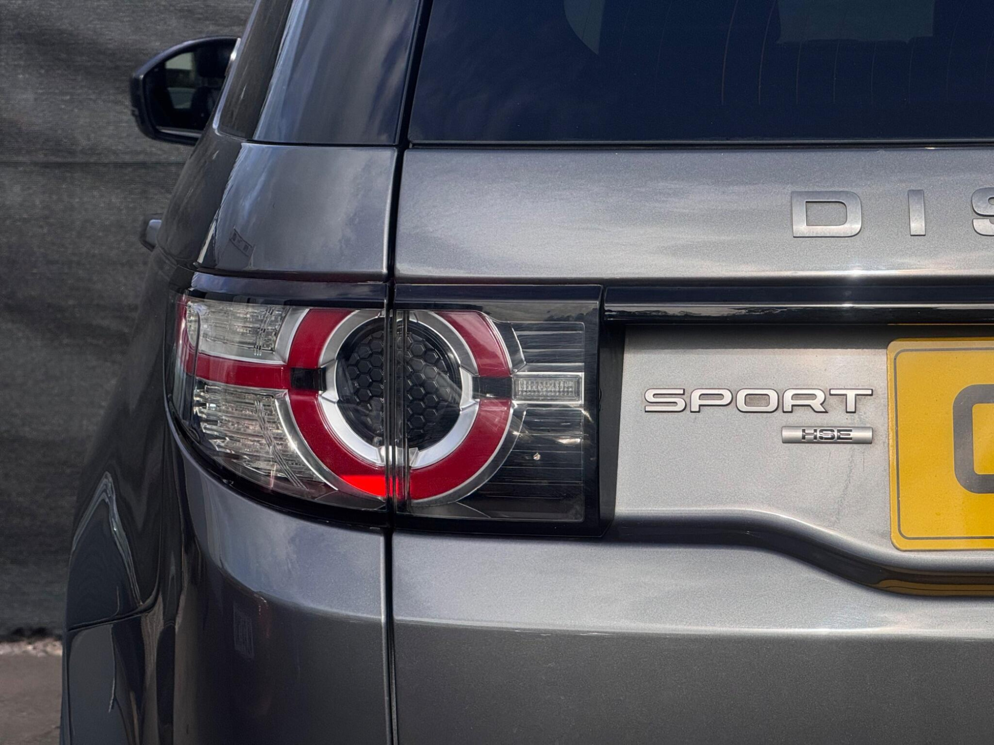 2018 Land Rover Discovery Sport image 10