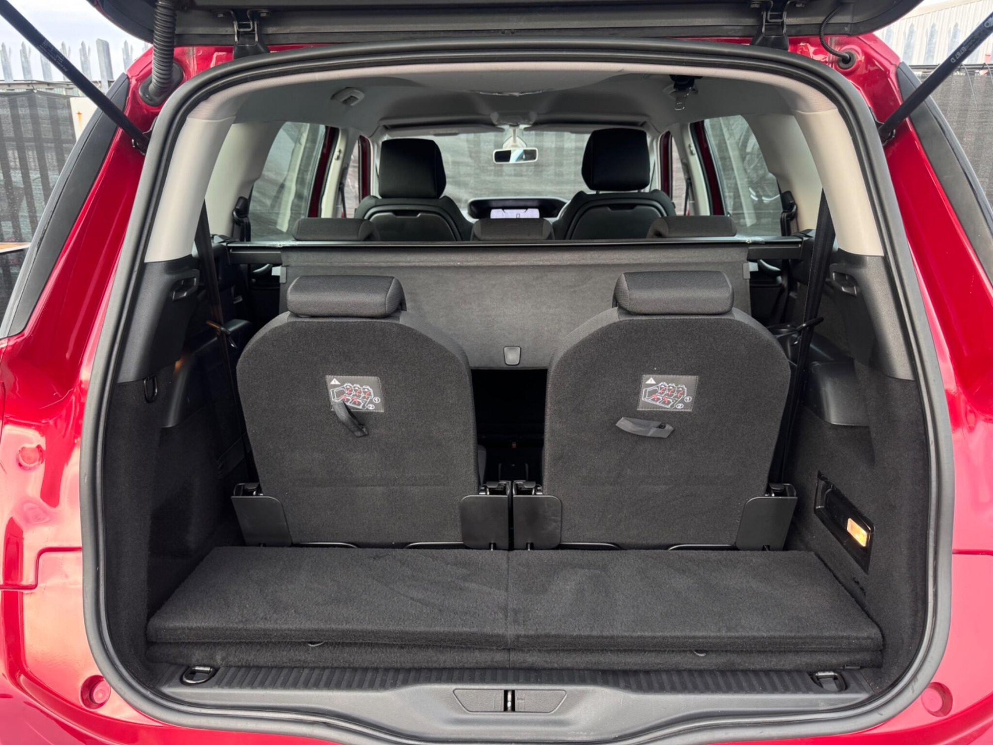 2015 Citroen Grand C4 Picasso image 13