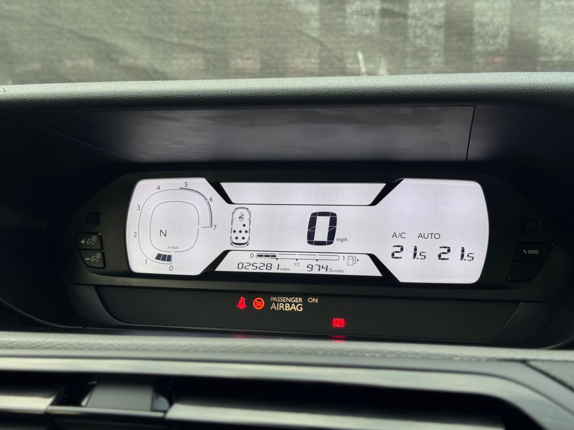 2015 Citroen Grand C4 Picasso image 29