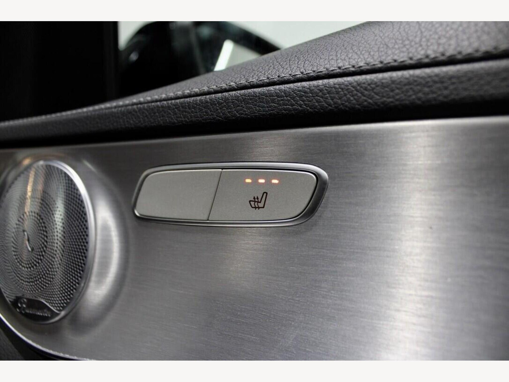 2019 Mercedes-Benz C Class image 7