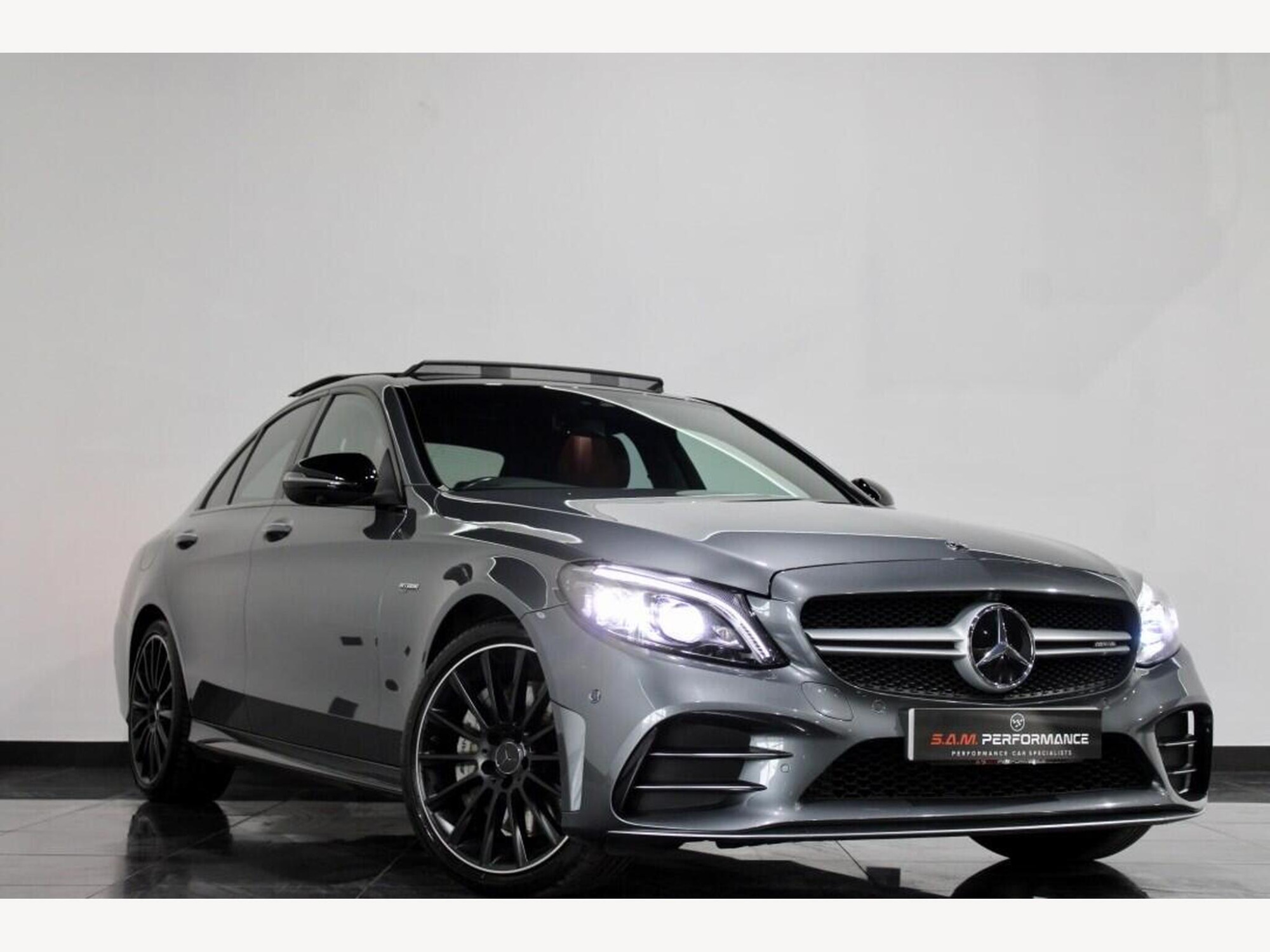 2019 Mercedes-Benz C Class image 1