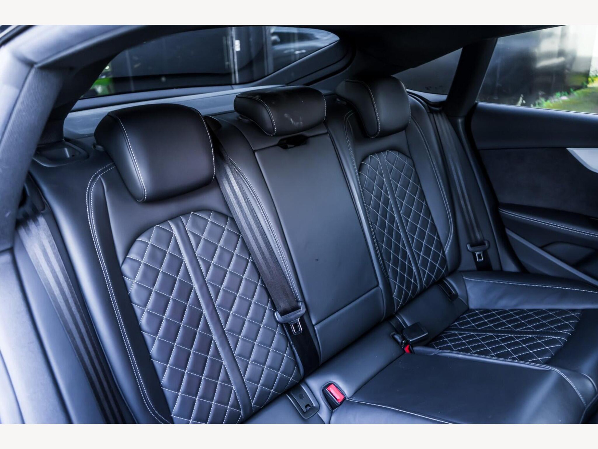 2020 Audi S5 image 10