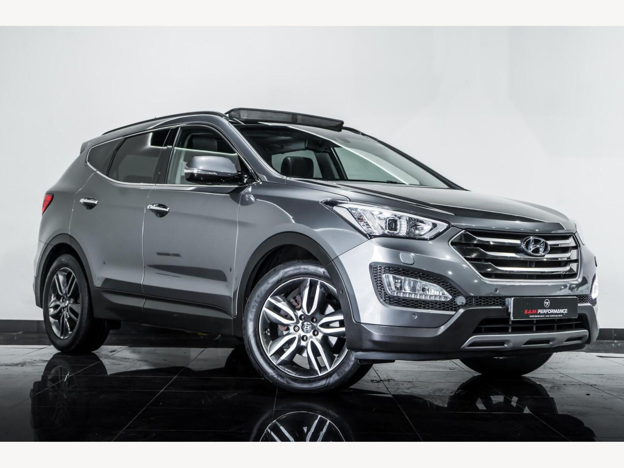 Hyundai SANTA FE