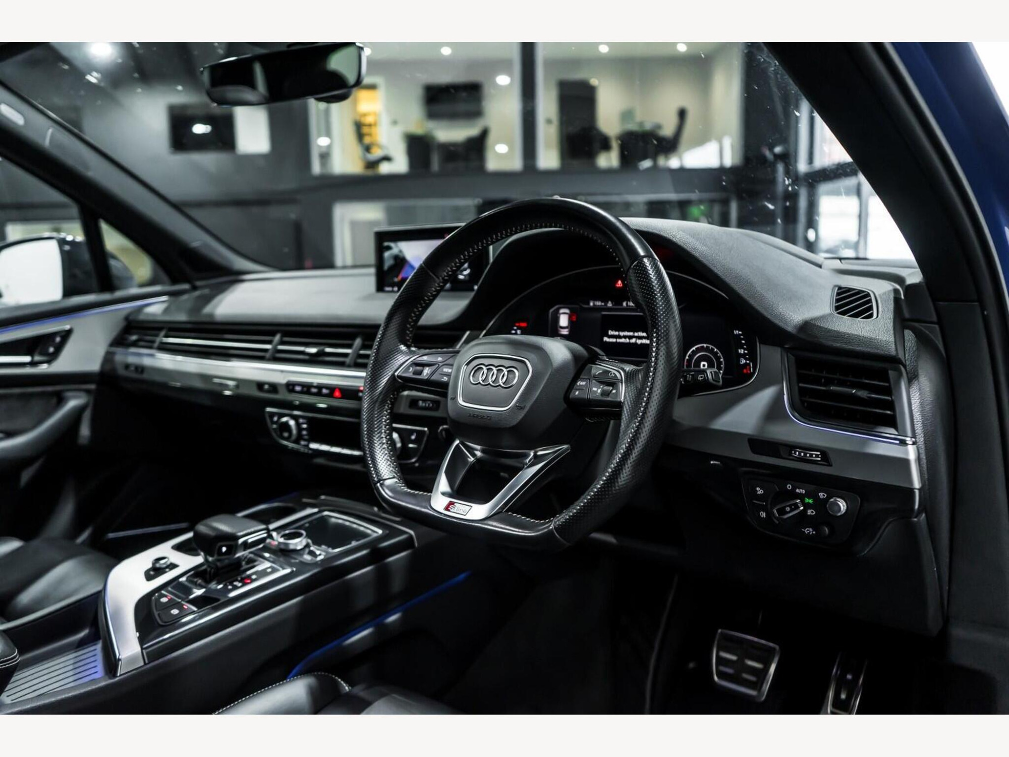 2017 Audi Q7 image 9