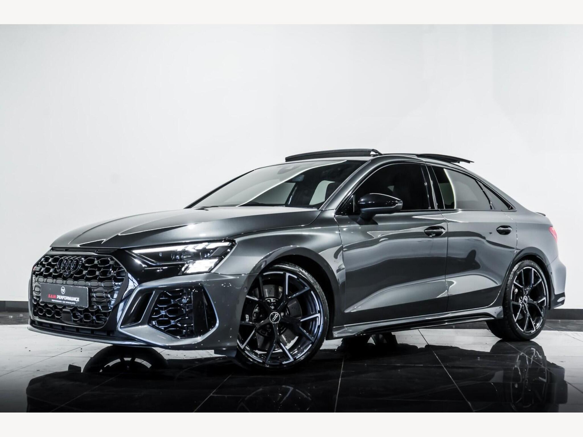 2022 Audi RS3 image 2