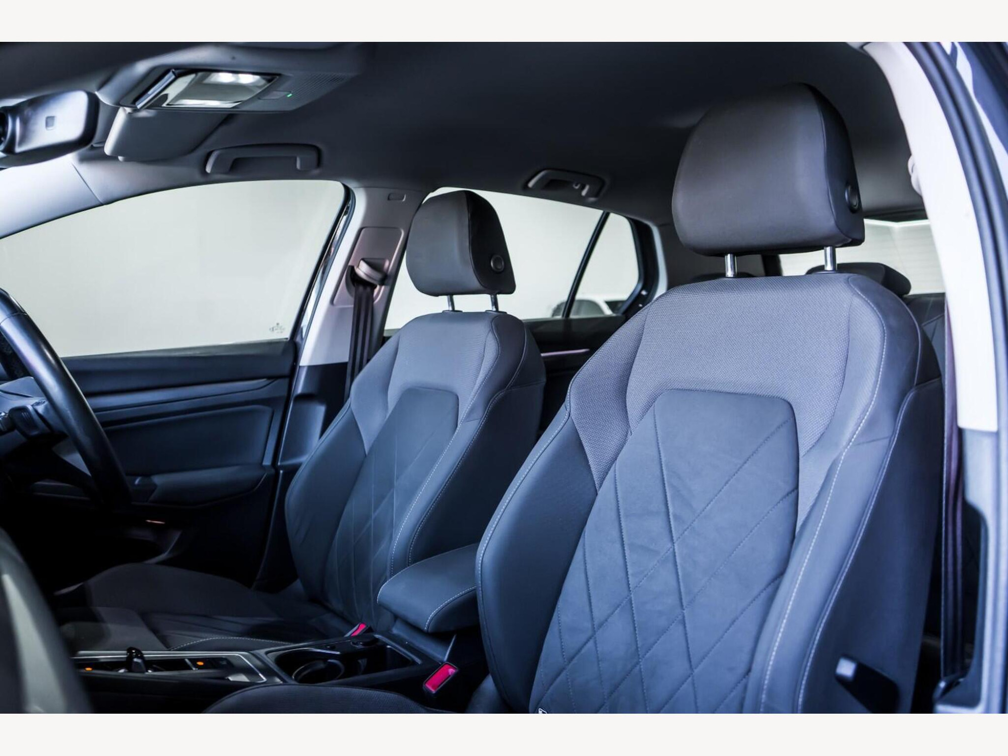 2020 Volkswagen GOLF image 12