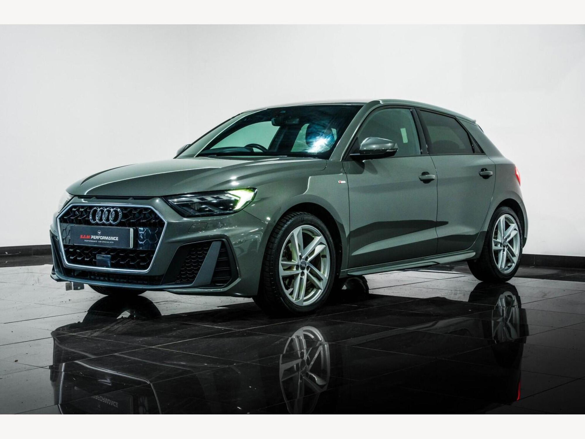 2019 Audi A1 image 5