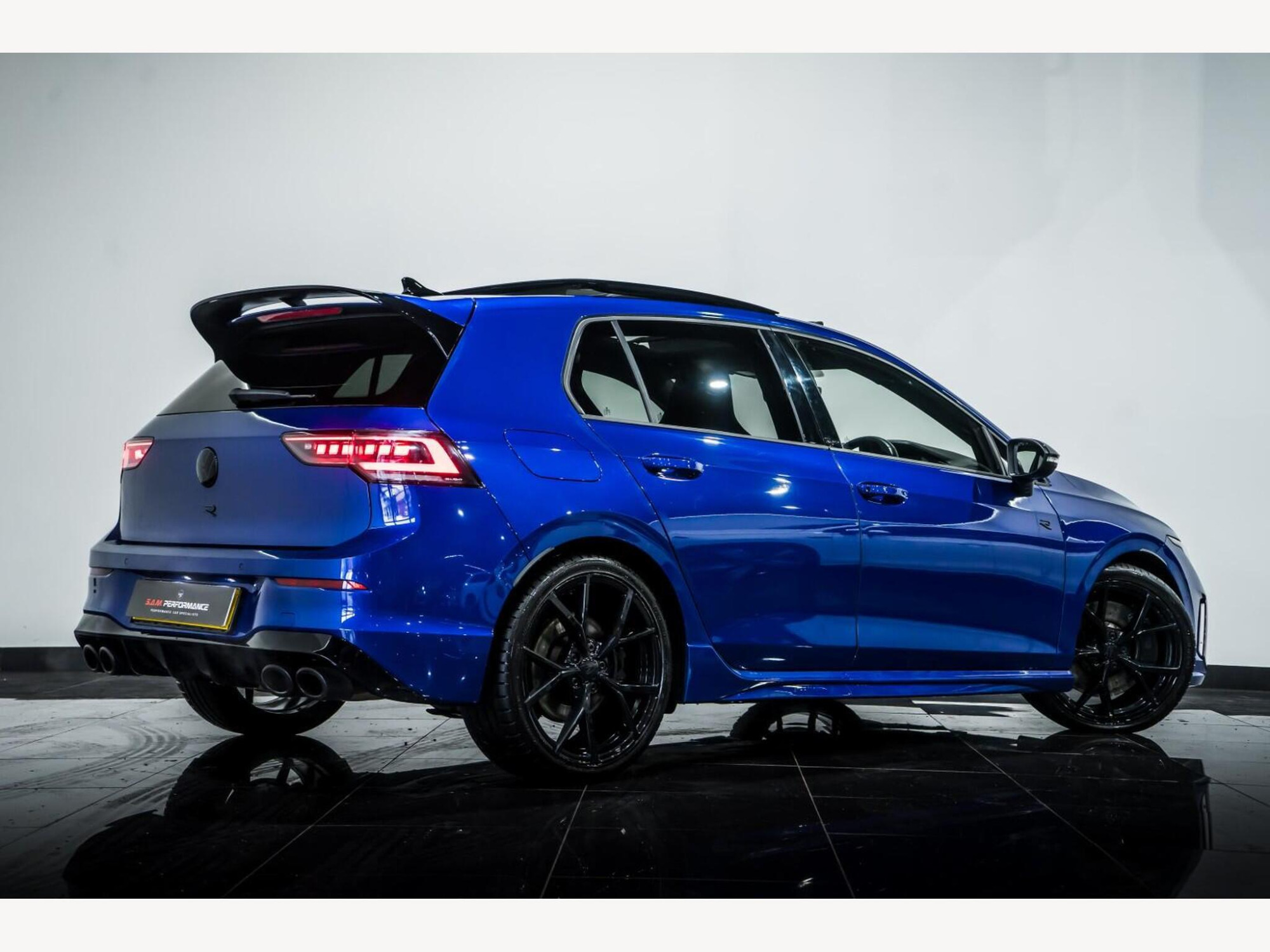 2025 Volkswagen GOLF image 3