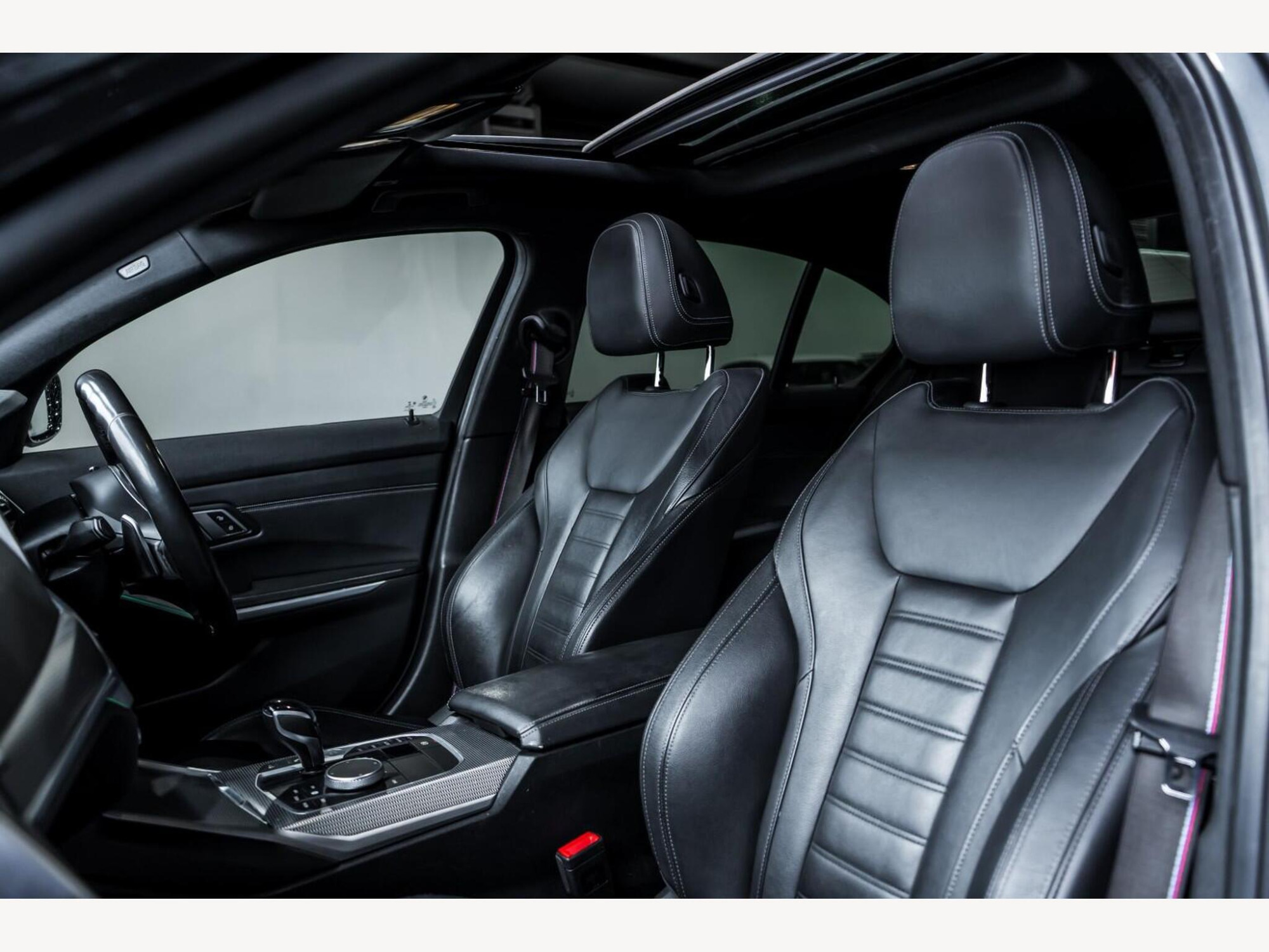 2020 BMW 3 SERIES image 12