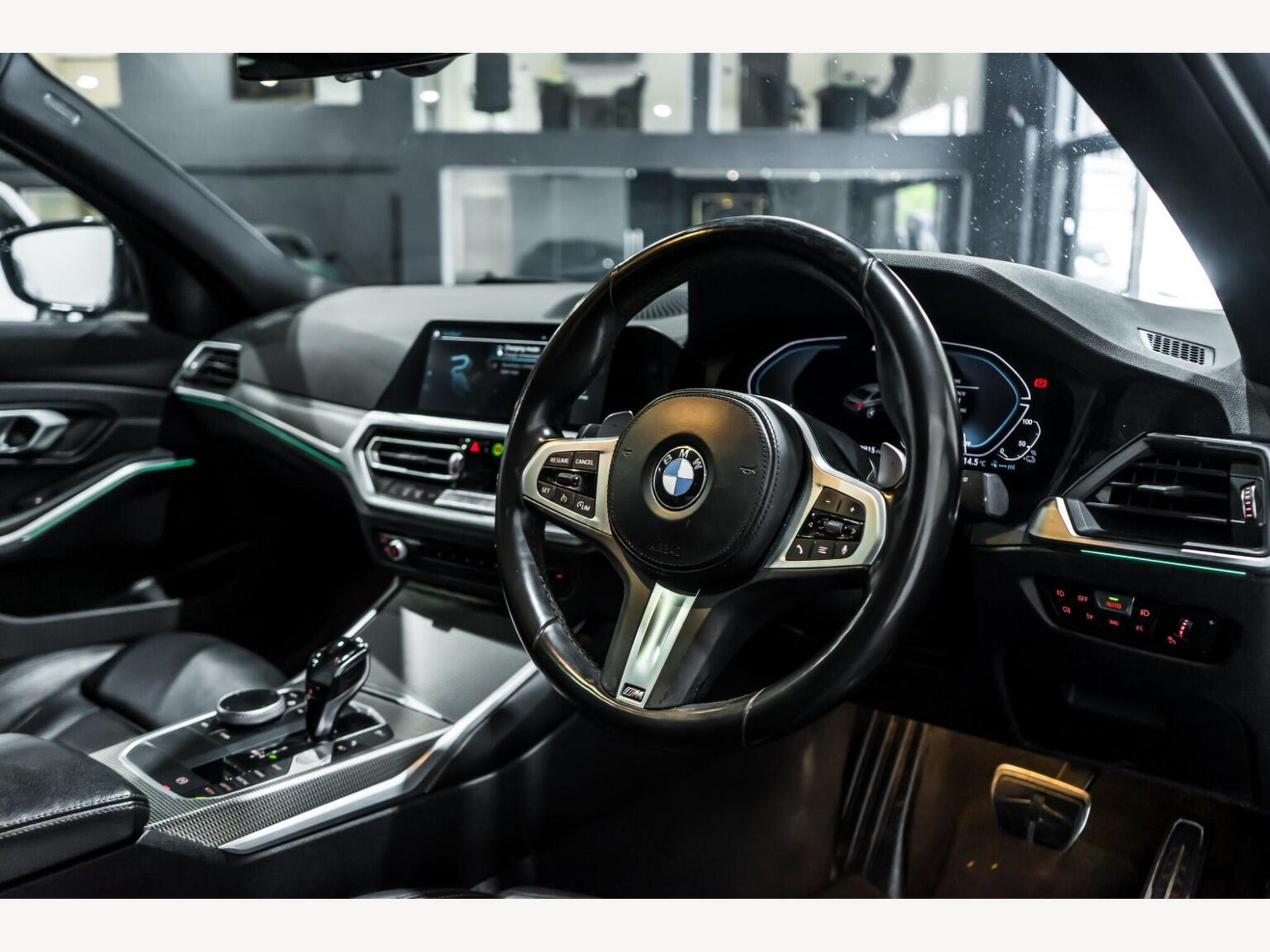 2020 BMW 3 SERIES image 10