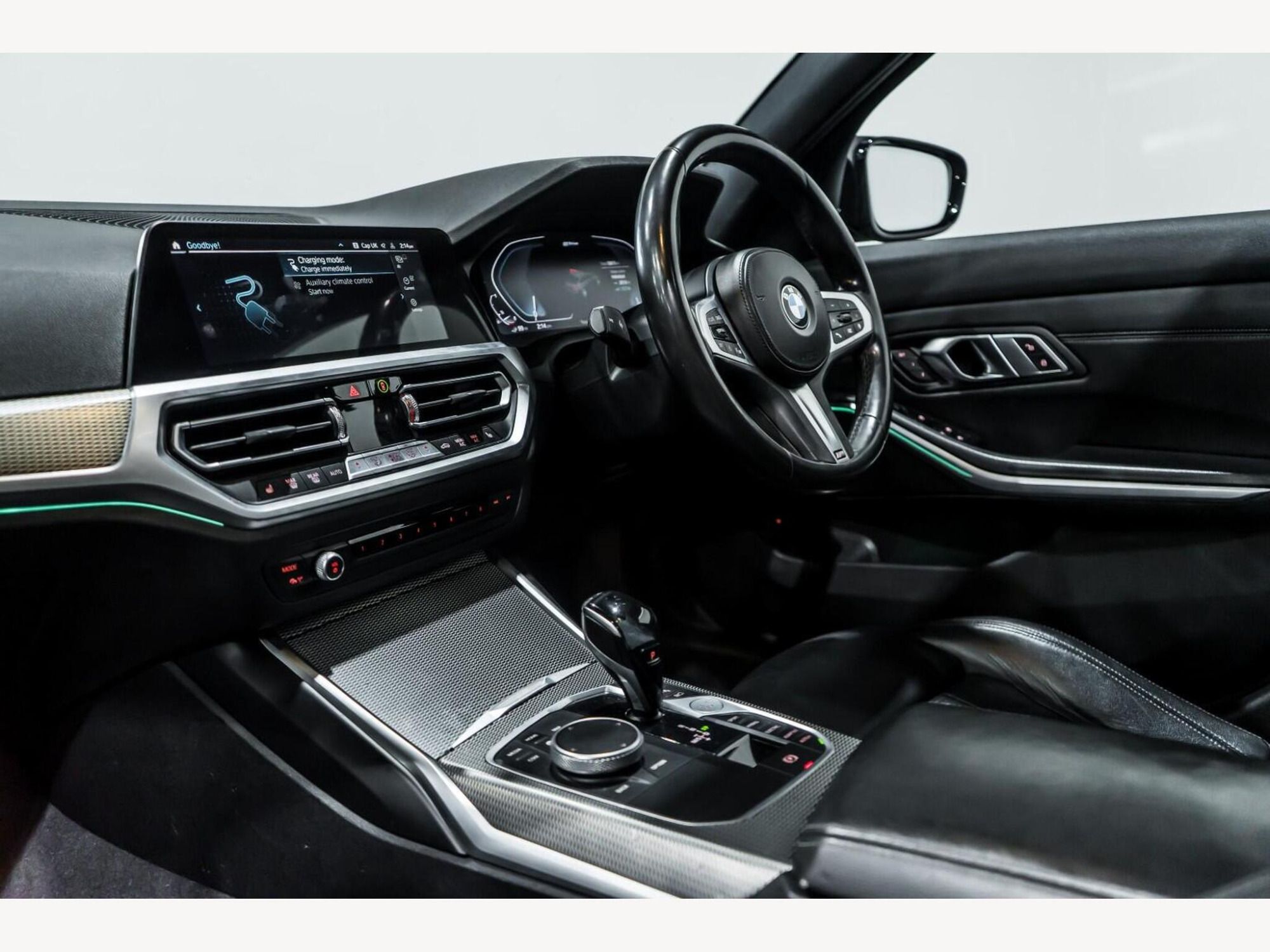 2020 BMW 3 SERIES image 15