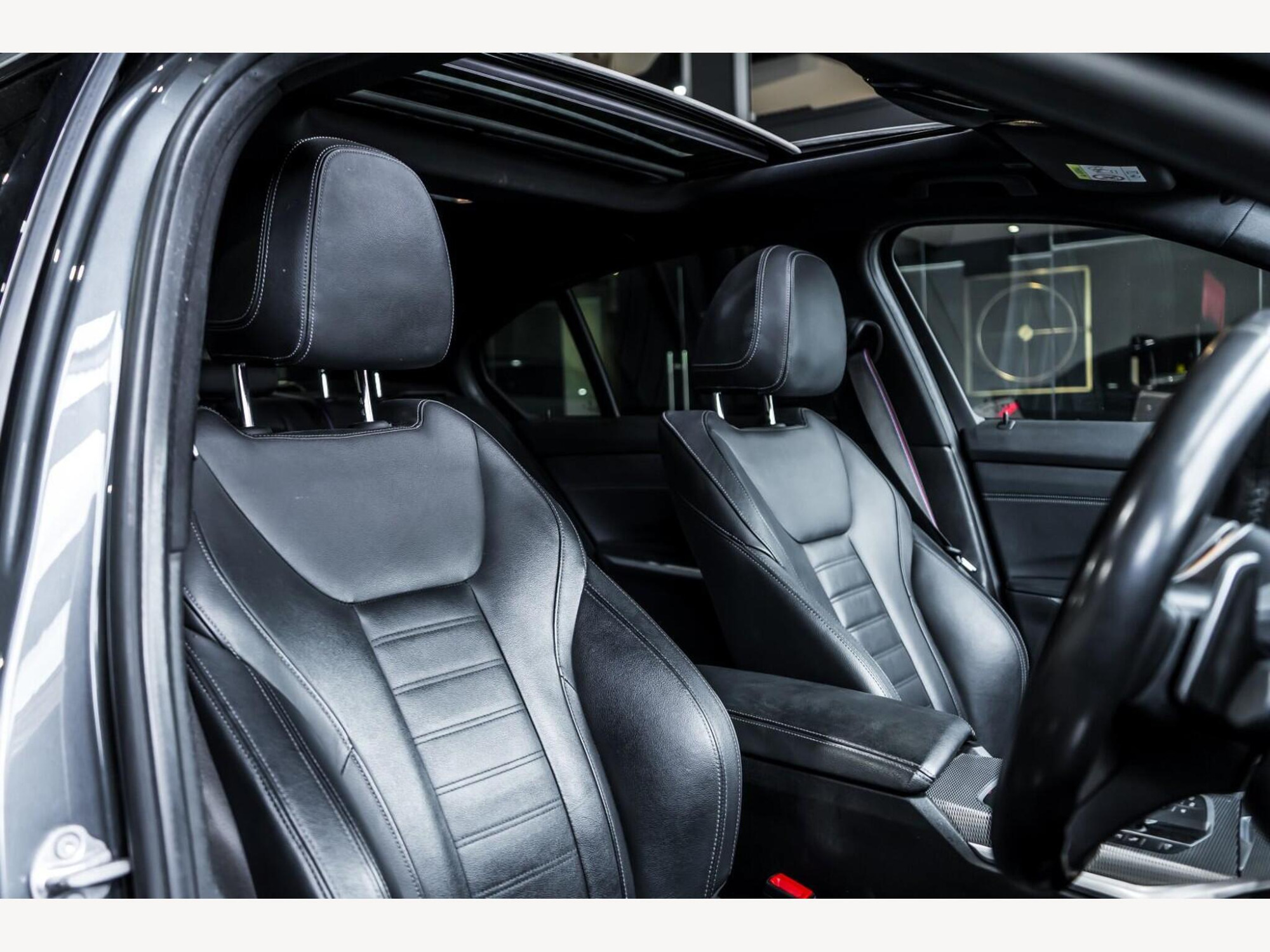 2020 BMW 3 SERIES image 11