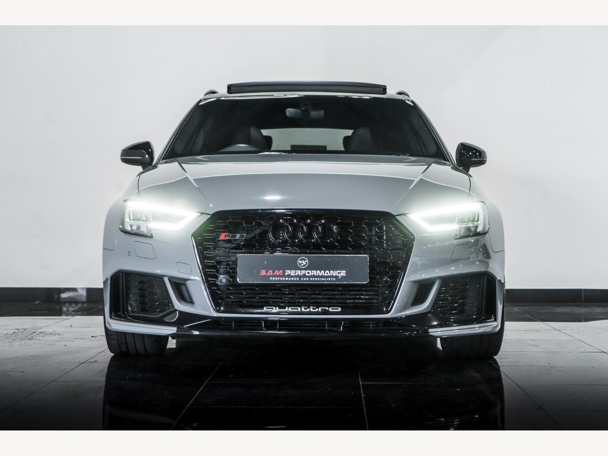 2019 Audi RS3 image 7