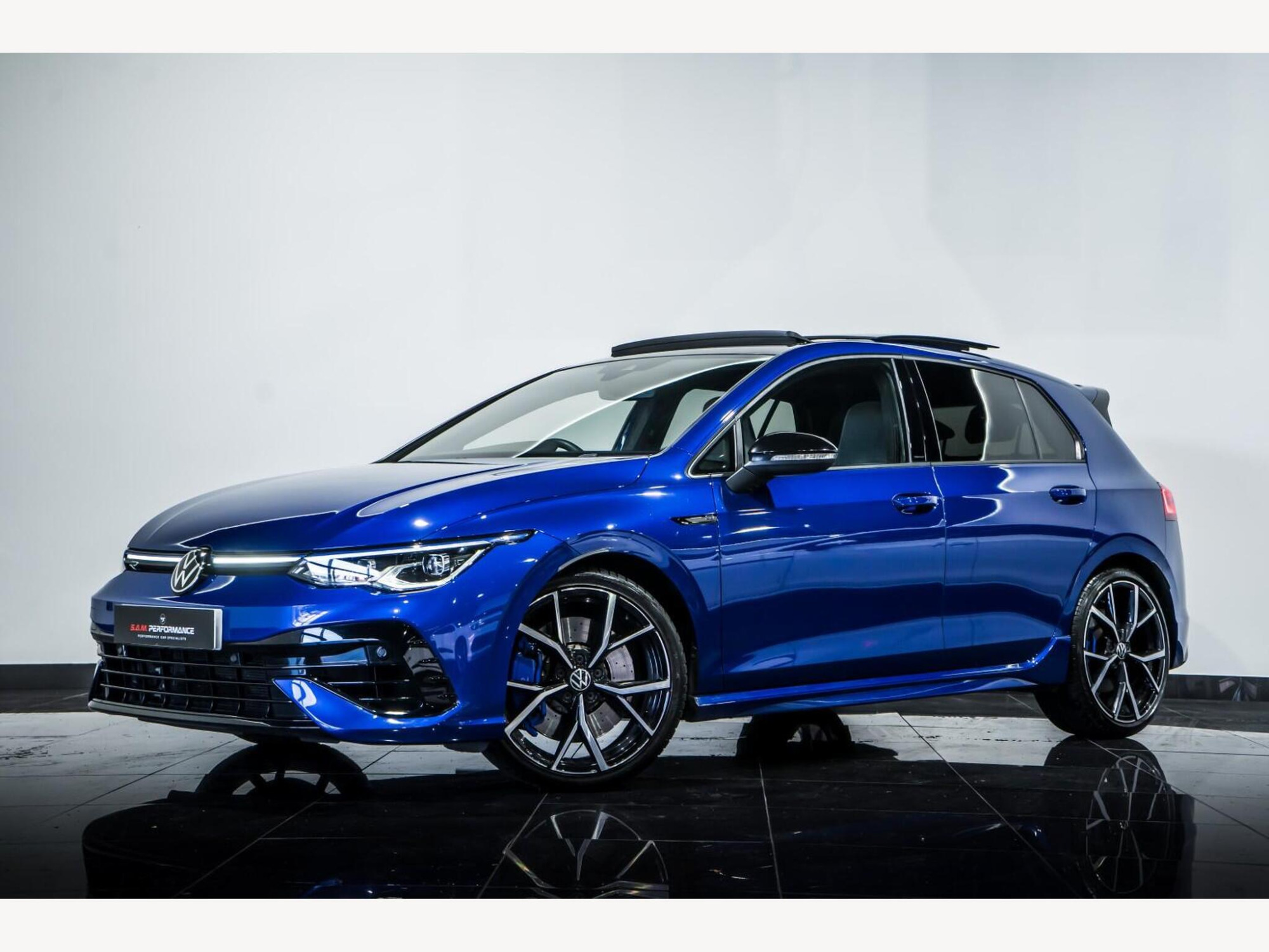 2022 Volkswagen GOLF image 2