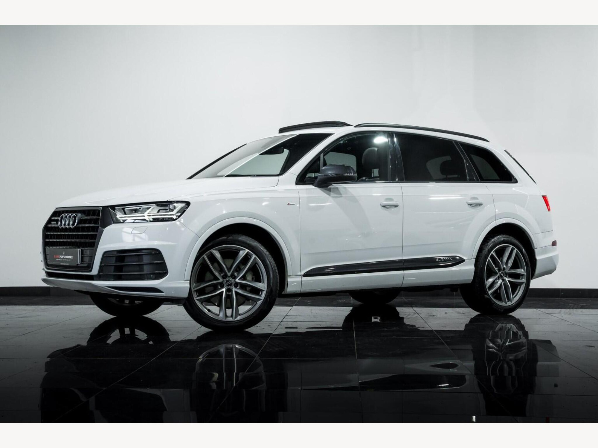 2018 Audi Q7 image 3