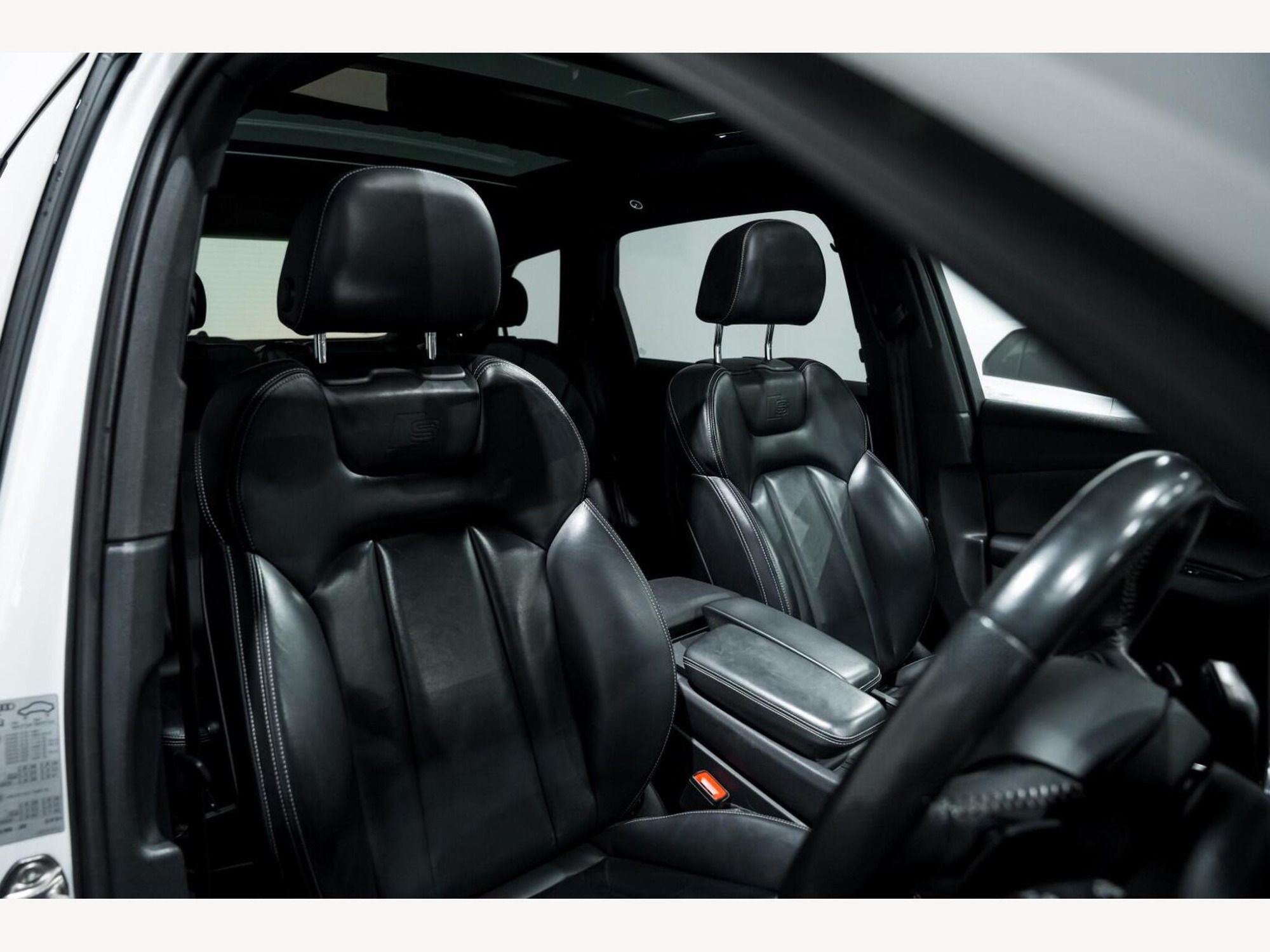 2018 Audi Q7 image 12