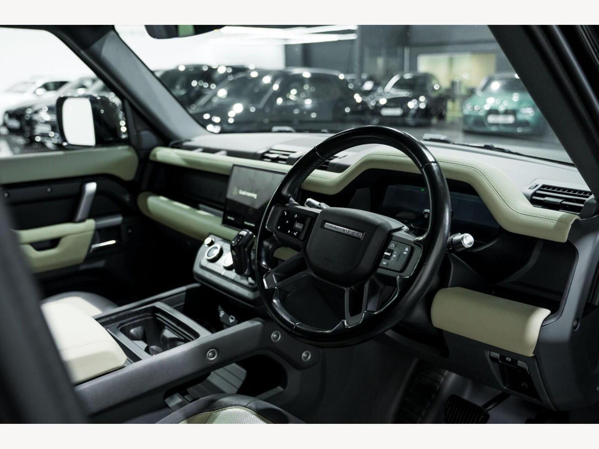 2022 Land Rover DEFENDER 110 image 15