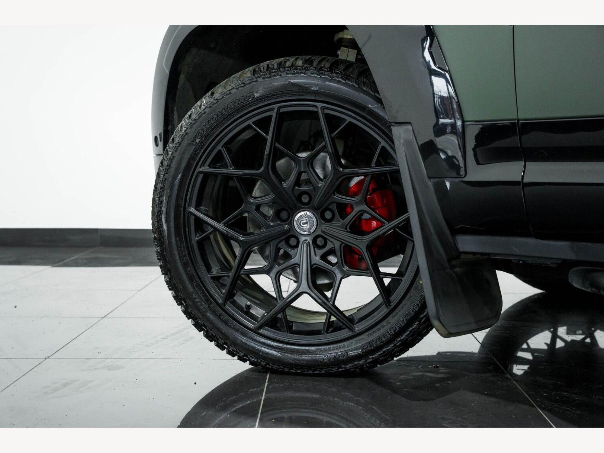 2022 Land Rover DEFENDER 110 image 14