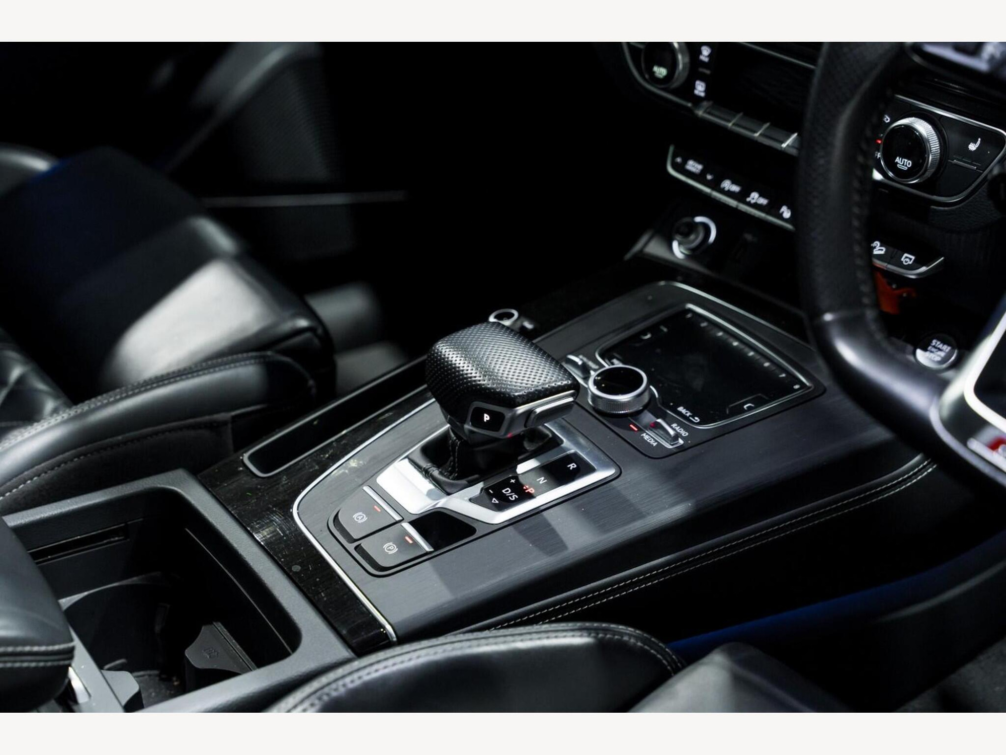 2019 Audi Q5 image 21